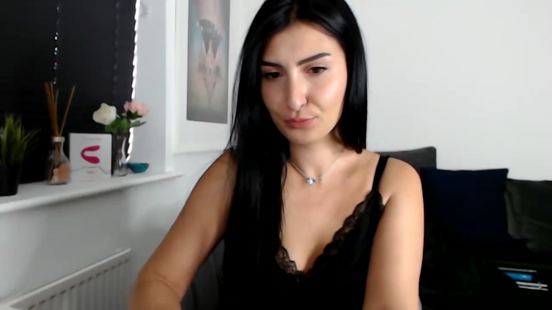 Gallery image thumbnail from LeaIson's myfreecams stream on, 12/13/2023, 12:08 image 9 of 20