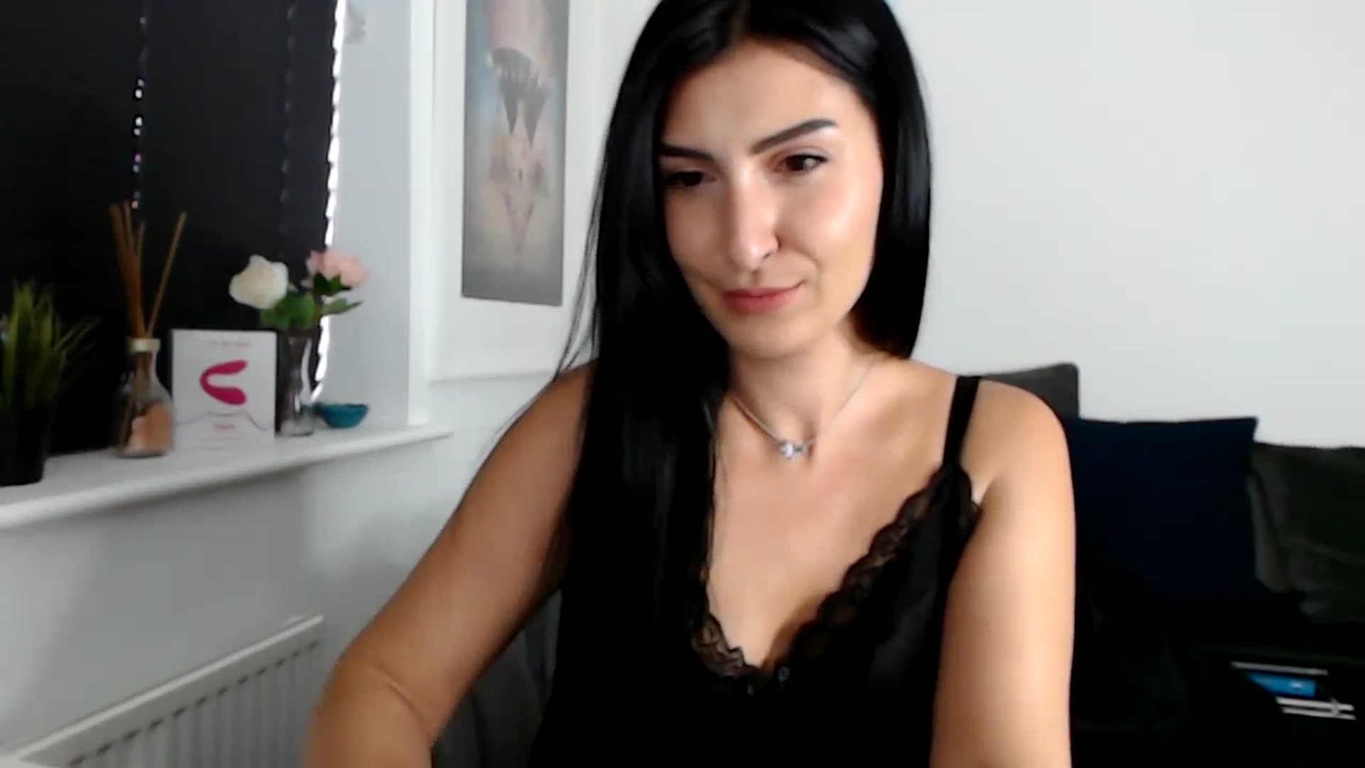Gallery image thumbnail from LeaIson's myfreecams stream on, 12/13/2023, 12:08 image 8 of 20