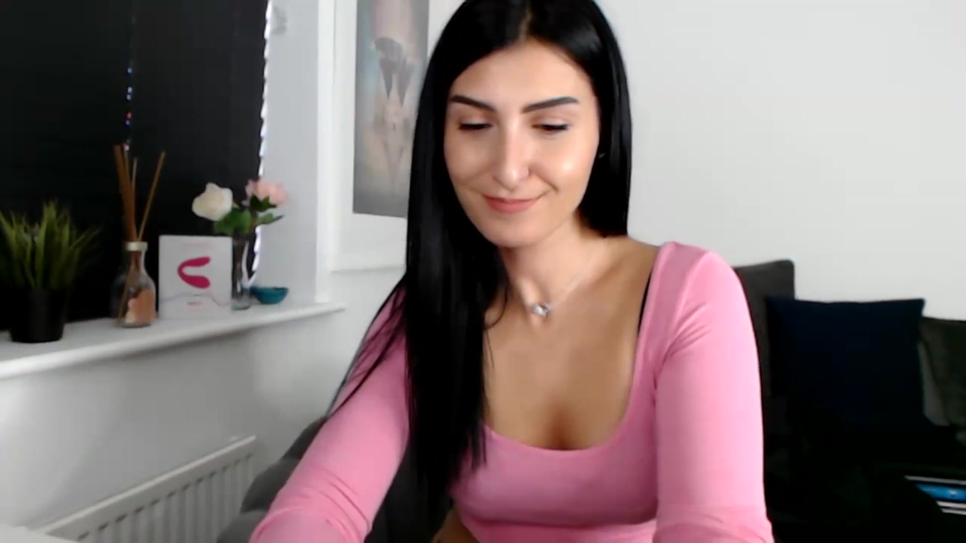 Gallery image thumbnail from LeaIson's myfreecams stream on, 12/13/2023, 13:19 image 12 of 20