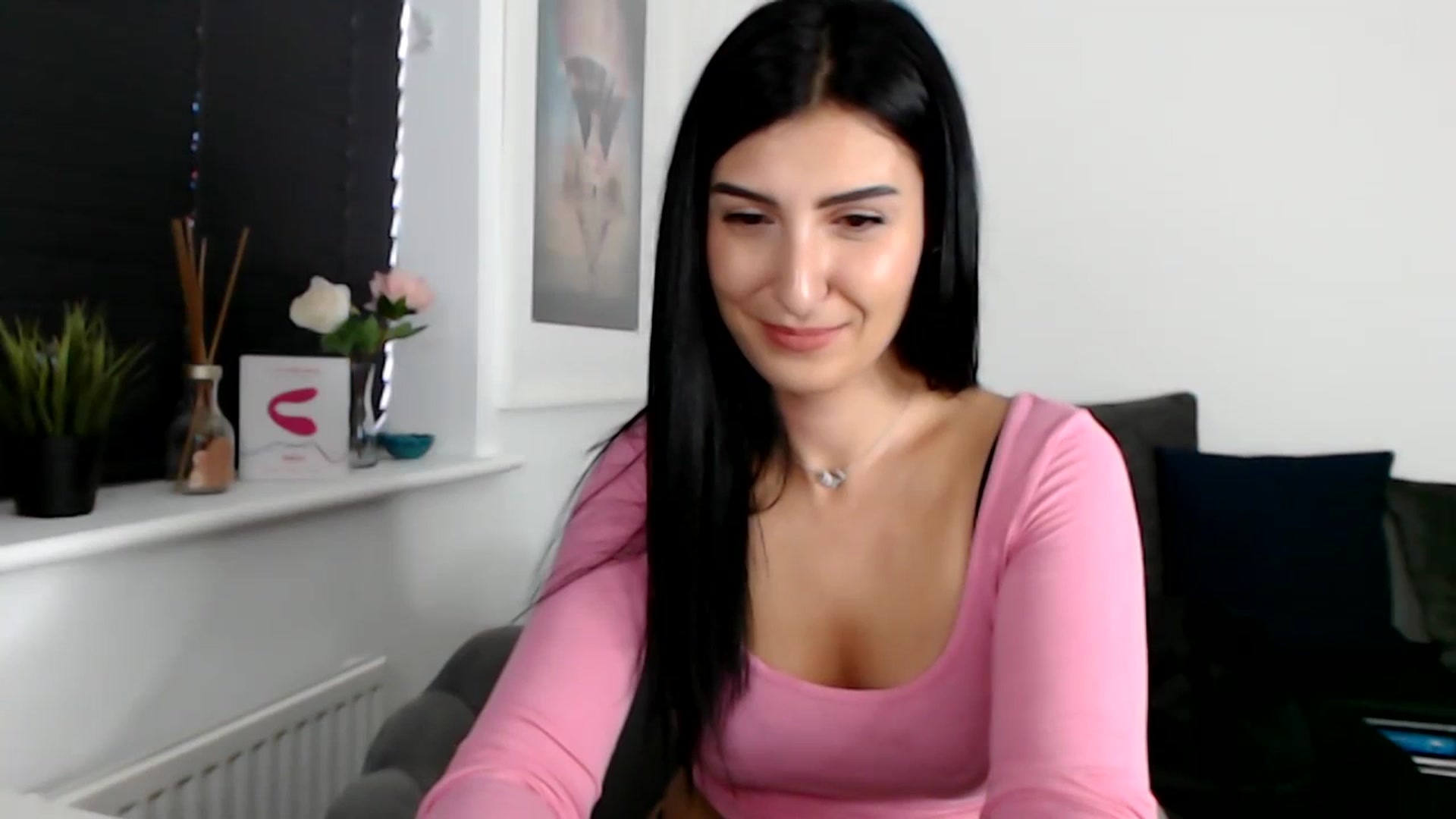 Gallery image thumbnail from LeaIson's myfreecams stream on, 12/13/2023, 13:19 image 13 of 20