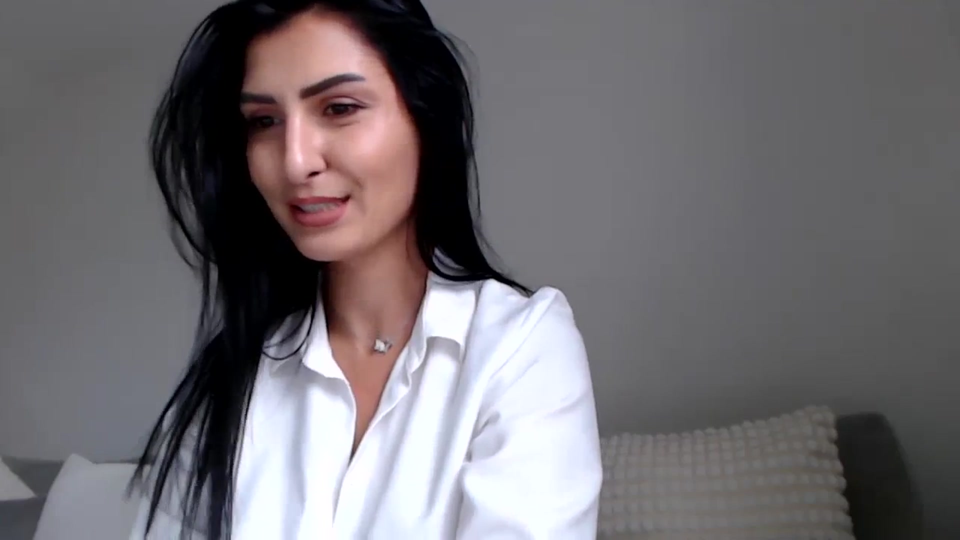 Gallery image thumbnail from LeaIson's myfreecams stream on, 12/15/2023, 12:46 image 2 of 20