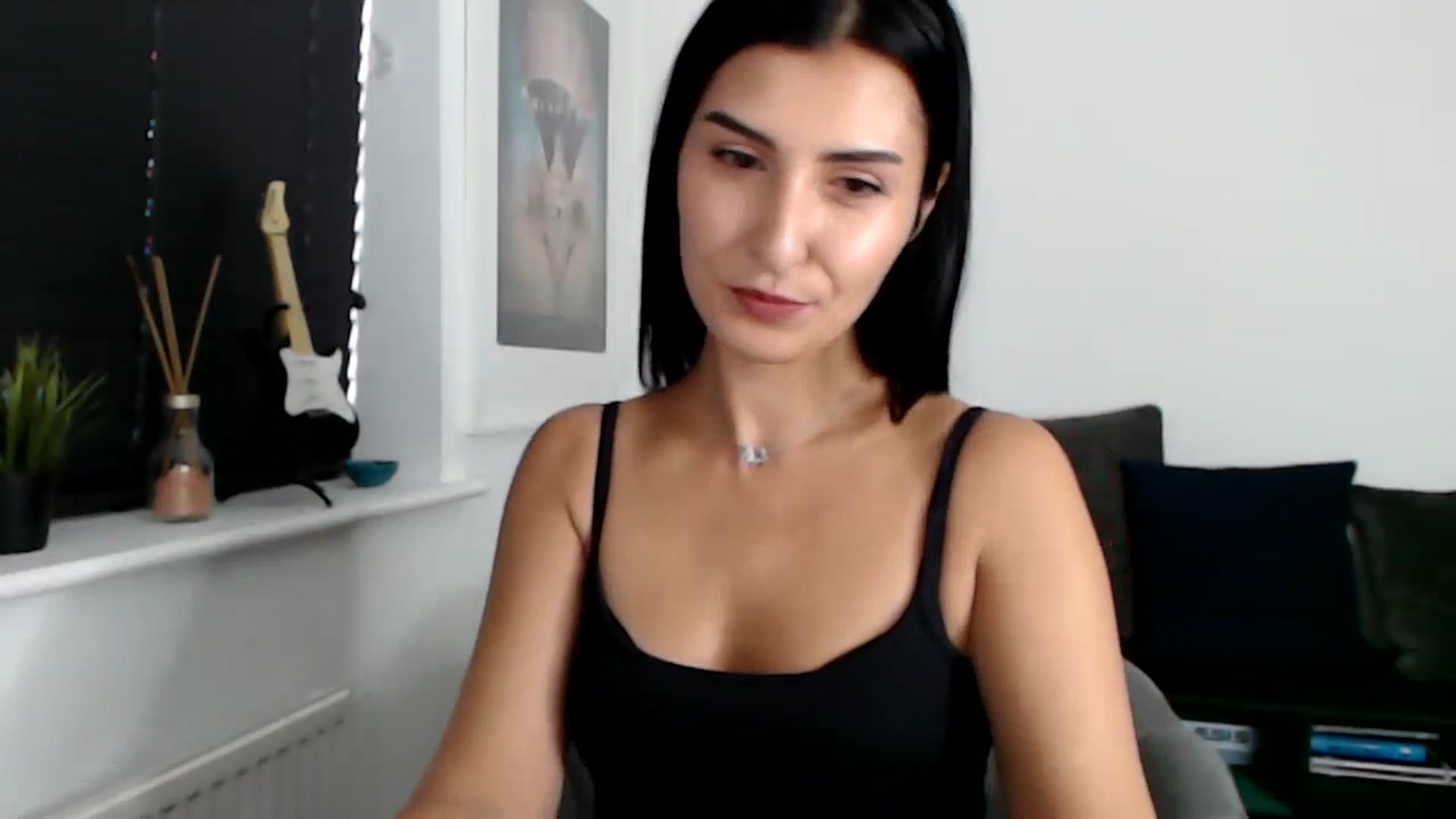 Gallery image thumbnail from LeaIson's myfreecams stream on, 12/20/2023, 12:18 image 2 of 20