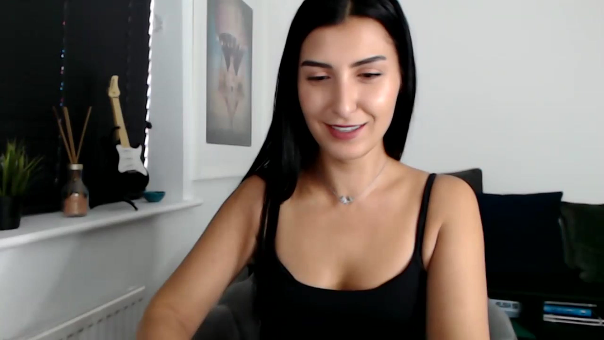 Gallery image thumbnail from LeaIson's myfreecams stream on, 12/20/2023, 12:18 image 1 of 20