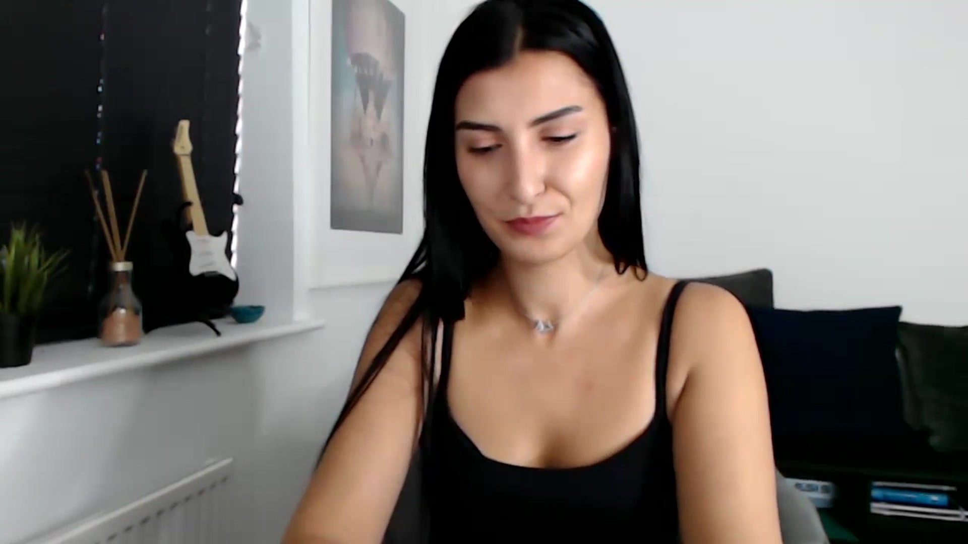 Gallery image thumbnail from LeaIson's myfreecams stream on, 12/20/2023, 12:18 image 4 of 20