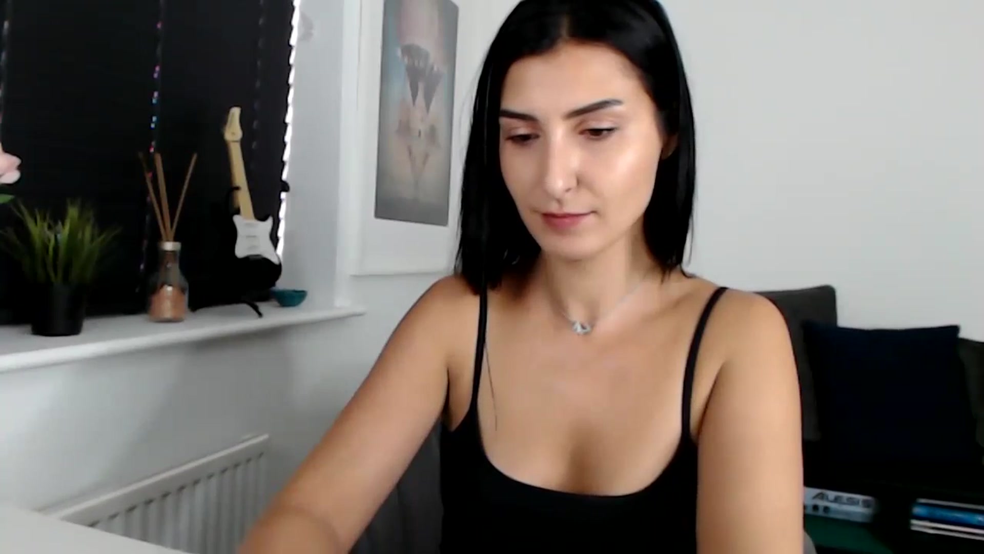 Gallery image thumbnail from LeaIson's myfreecams stream on, 12/20/2023, 14:01 image 15 of 20