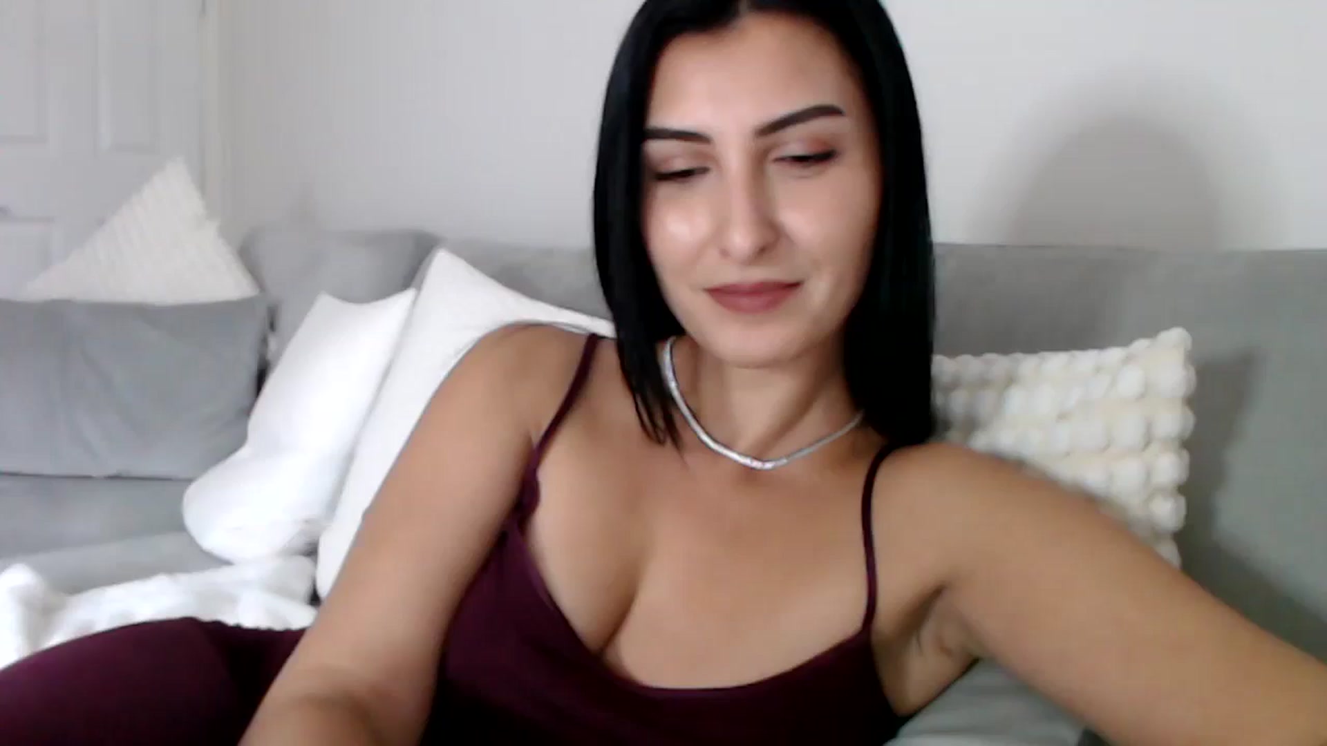Gallery image thumbnail from LeaIson's myfreecams stream on, 01/08/2024, 11:32 image 1 of 20