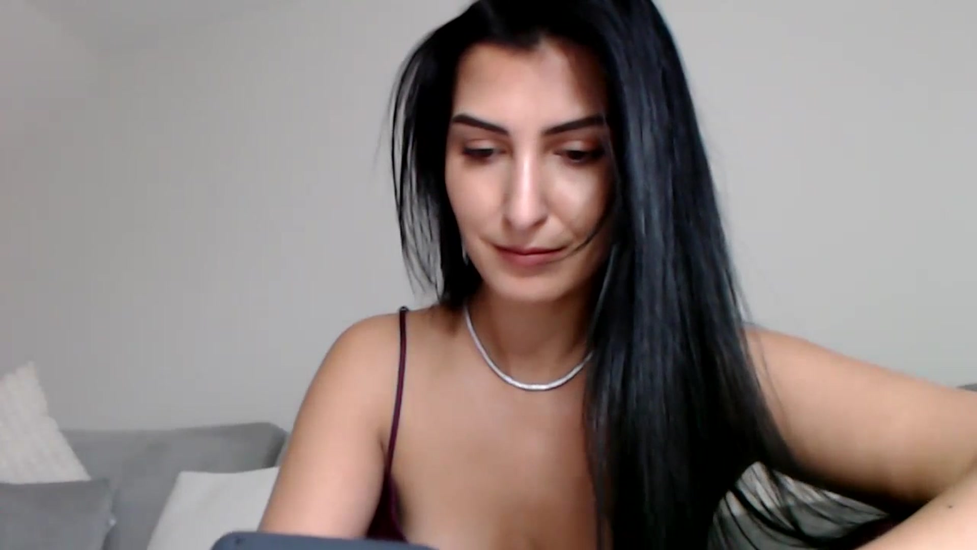 Gallery image thumbnail from LeaIson's myfreecams stream on, 01/08/2024, 11:32 image 8 of 20