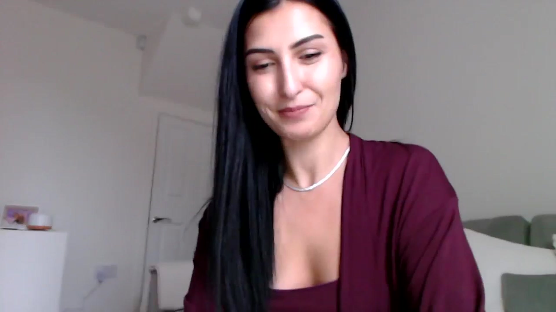 Gallery image thumbnail from LeaIson's myfreecams stream on, 01/08/2024, 13:44 image 13 of 20