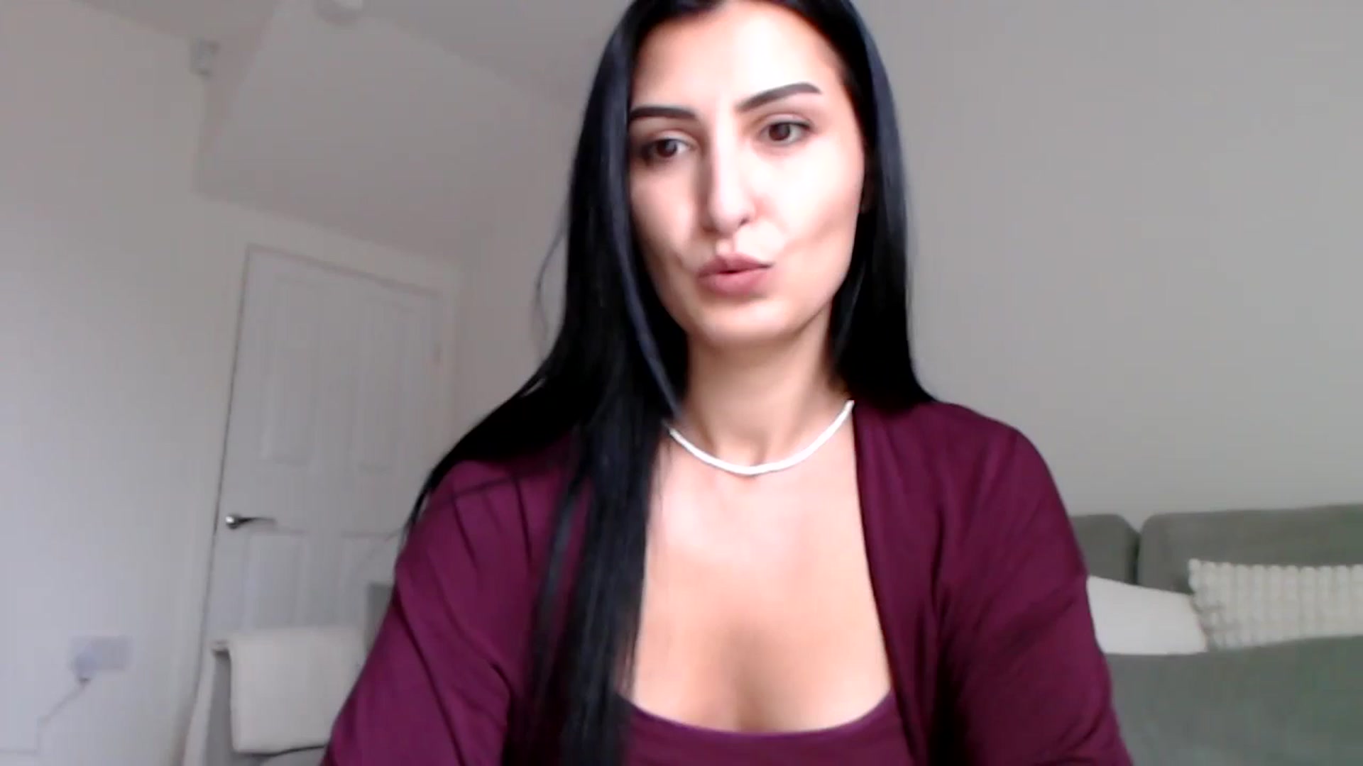 Gallery image thumbnail from LeaIson's myfreecams stream on, 01/08/2024, 13:44 image 1 of 20