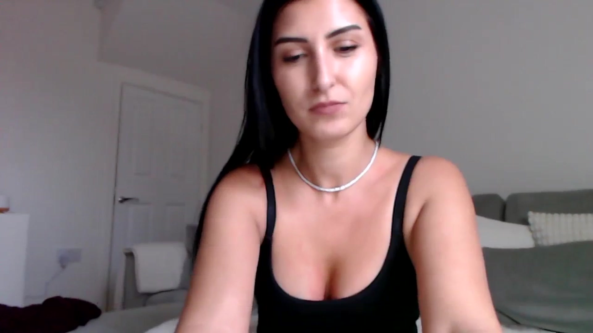Gallery image thumbnail from LeaIson's myfreecams stream on, 01/08/2024, 14:43 image 8 of 20