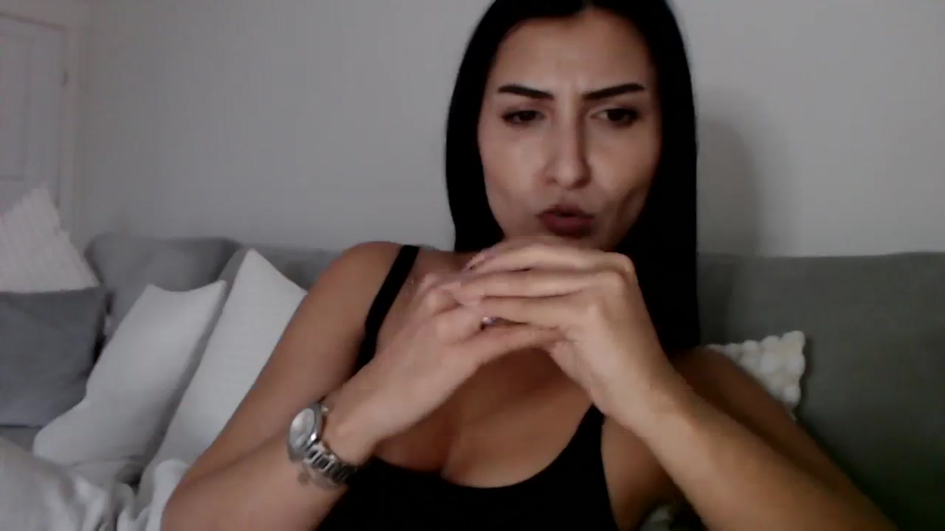 Gallery image thumbnail from LeaIson's myfreecams stream on, 01/08/2024, 14:43 image 19 of 20
