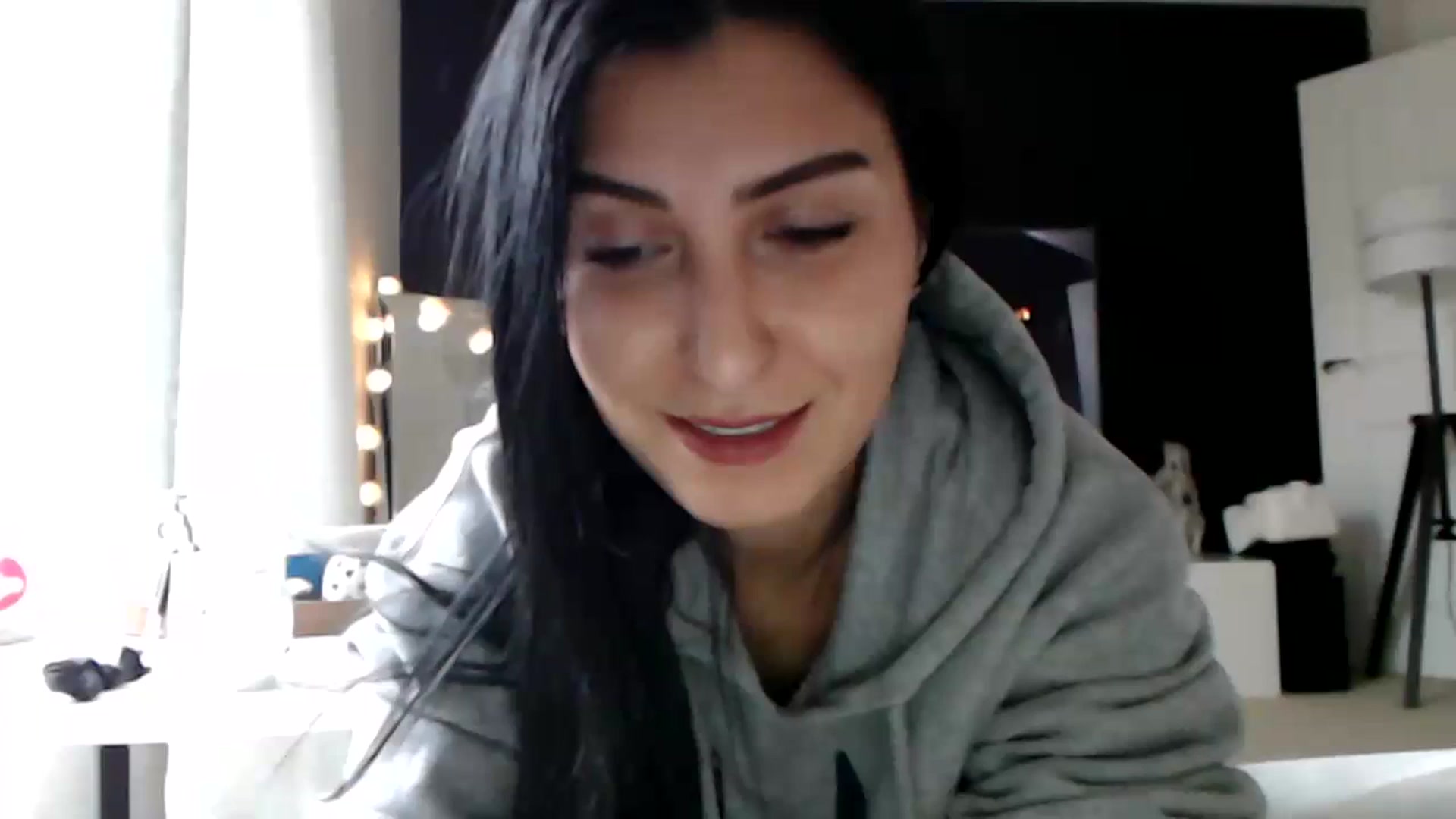 Gallery image thumbnail from LeaIson's myfreecams stream on, 01/11/2024, 10:59 image 17 of 20