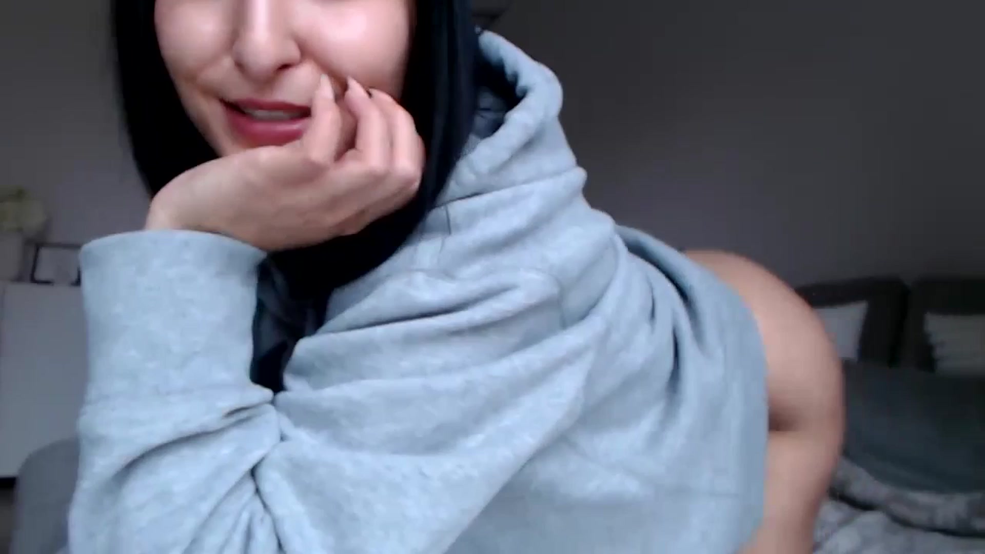 Gallery image thumbnail from LeaIson's myfreecams stream on, 01/11/2024, 12:18 image 7 of 20