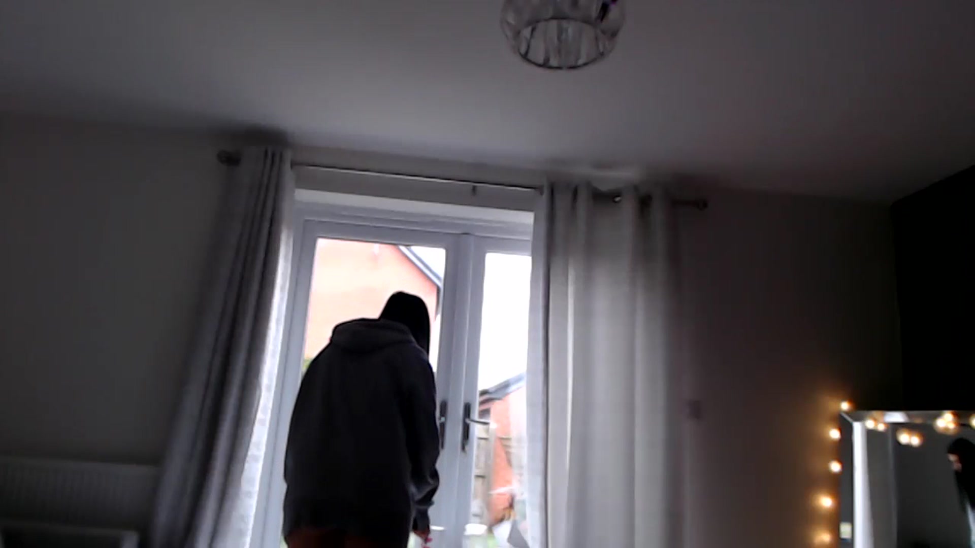 Gallery image thumbnail from LeaIson's myfreecams stream on, 01/11/2024, 12:18 image 11 of 20