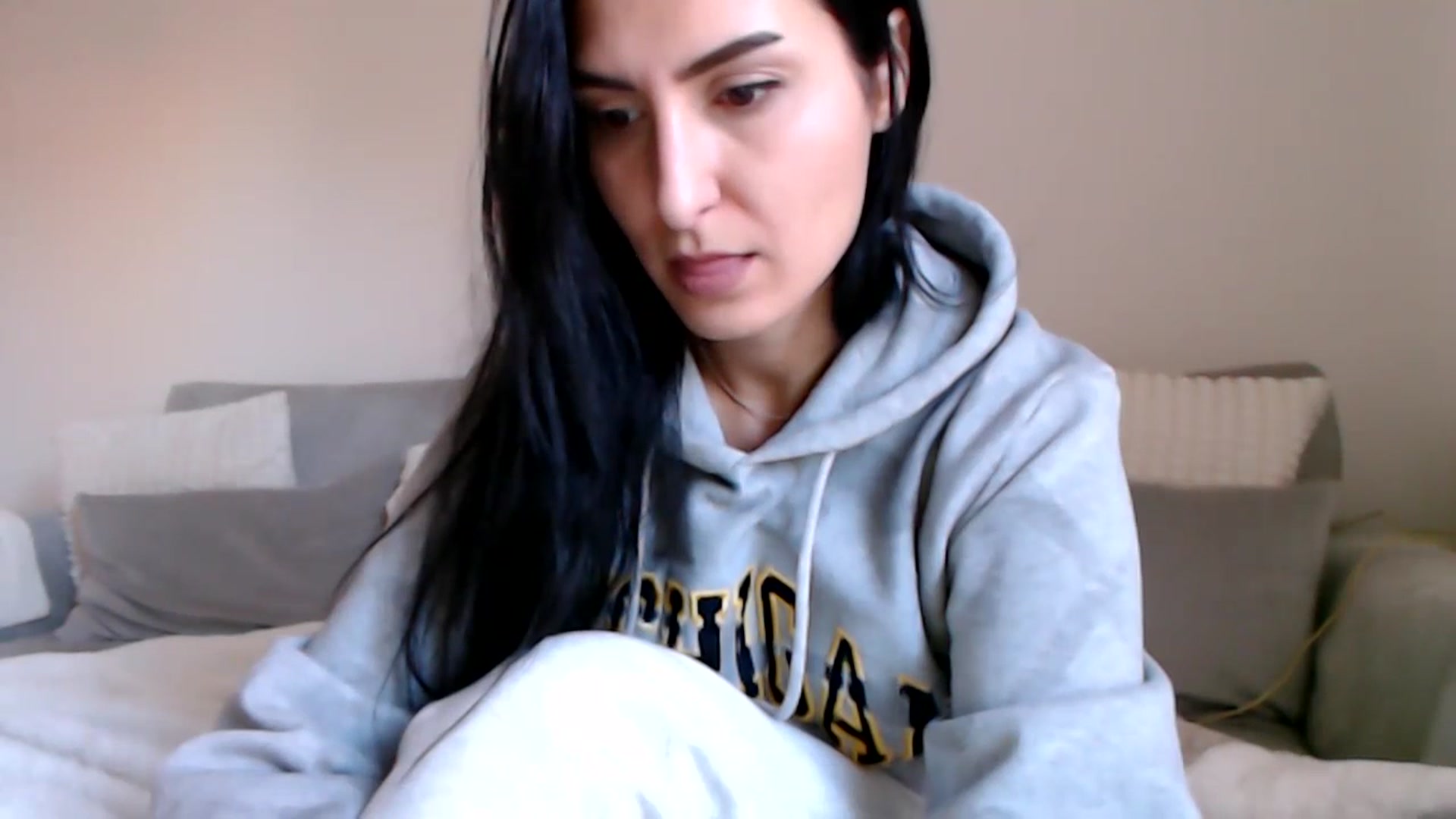 Gallery image thumbnail from LeaIson's myfreecams stream on, 01/15/2024, 10:59 image 10 of 20