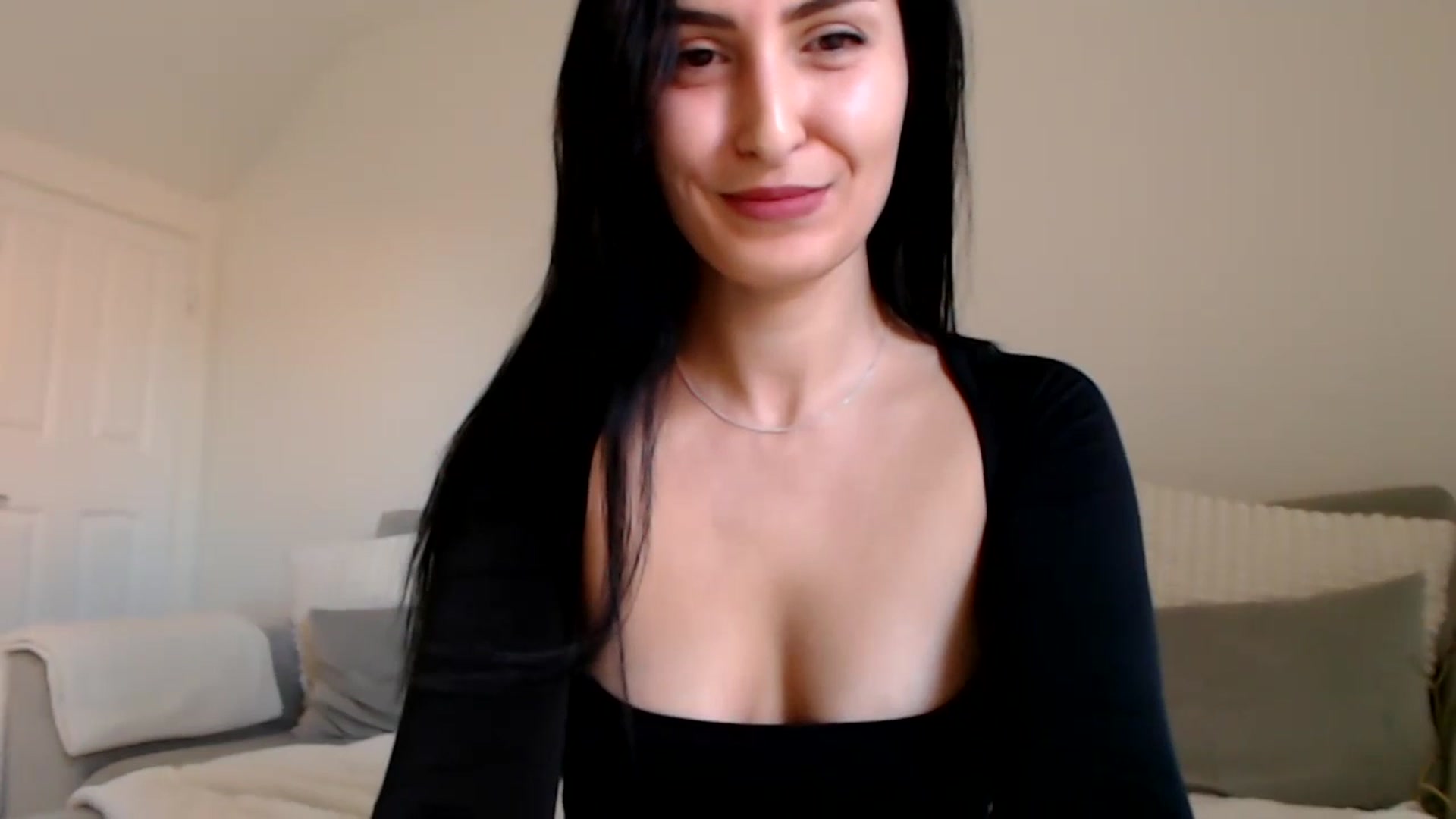 Gallery image thumbnail from LeaIson's myfreecams stream on, 01/15/2024, 12:12 image 2 of 20