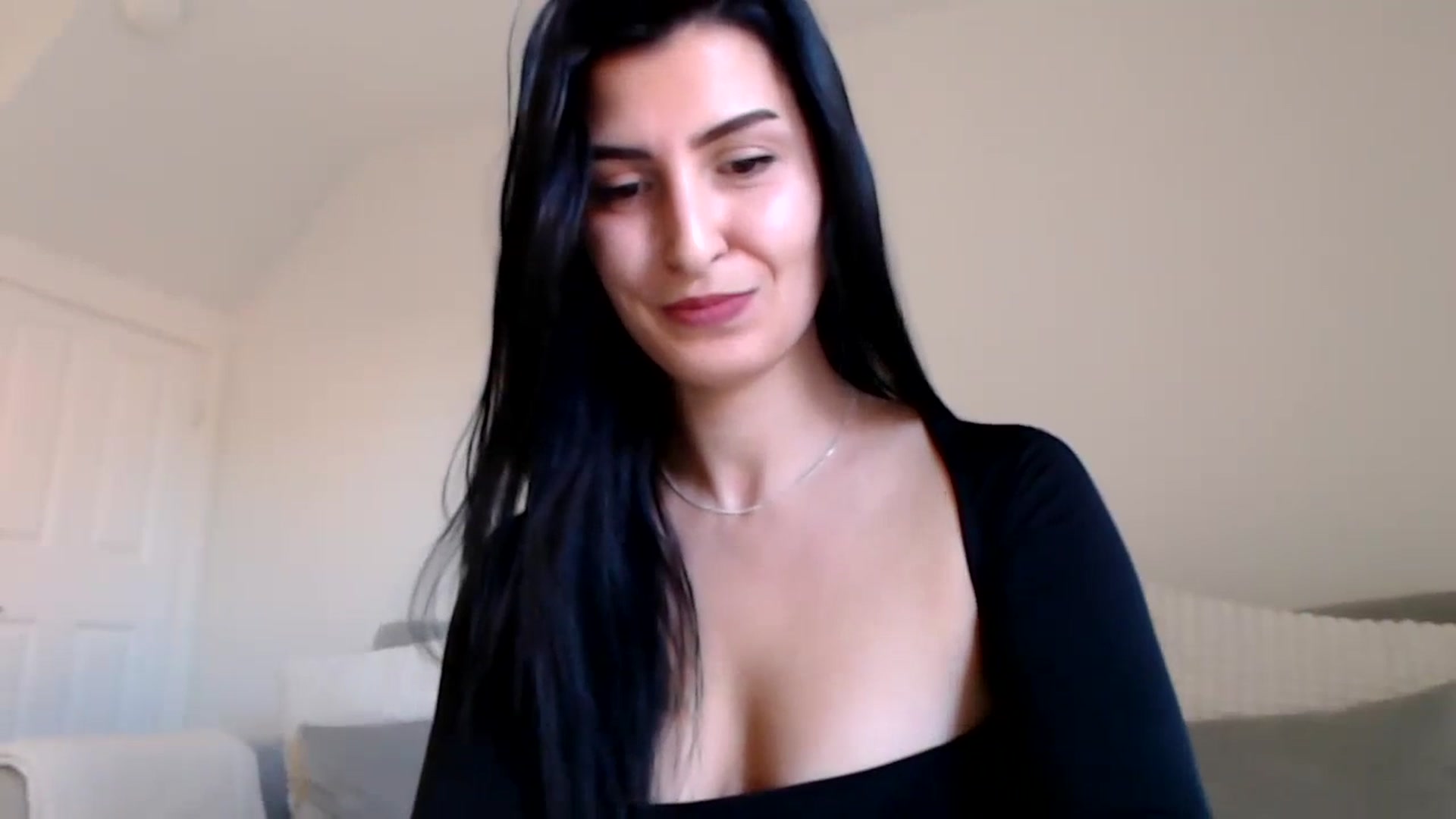 Gallery image thumbnail from LeaIson's myfreecams stream on, 01/15/2024, 12:12 image 10 of 20