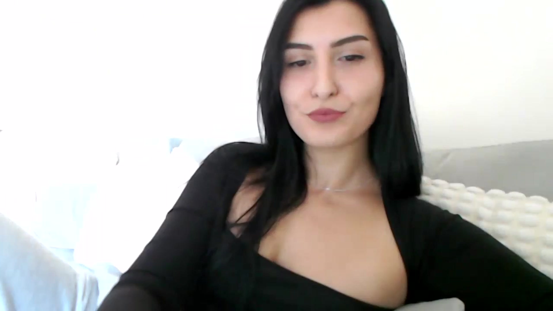 Gallery image thumbnail from LeaIson's myfreecams stream on, 01/15/2024, 12:40 image 5 of 20