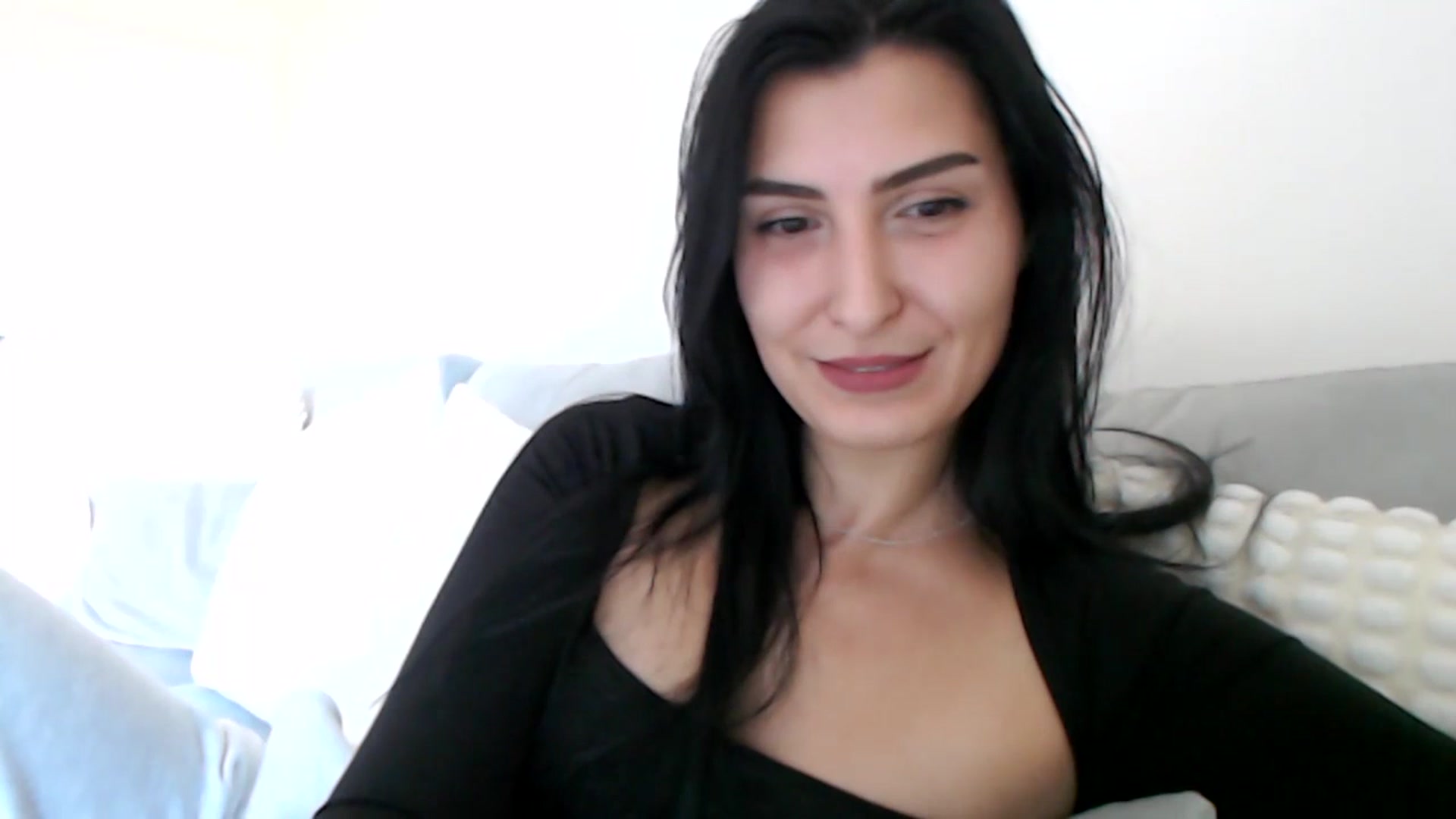 Gallery image thumbnail from LeaIson's myfreecams stream on, 01/15/2024, 12:40 image 16 of 20