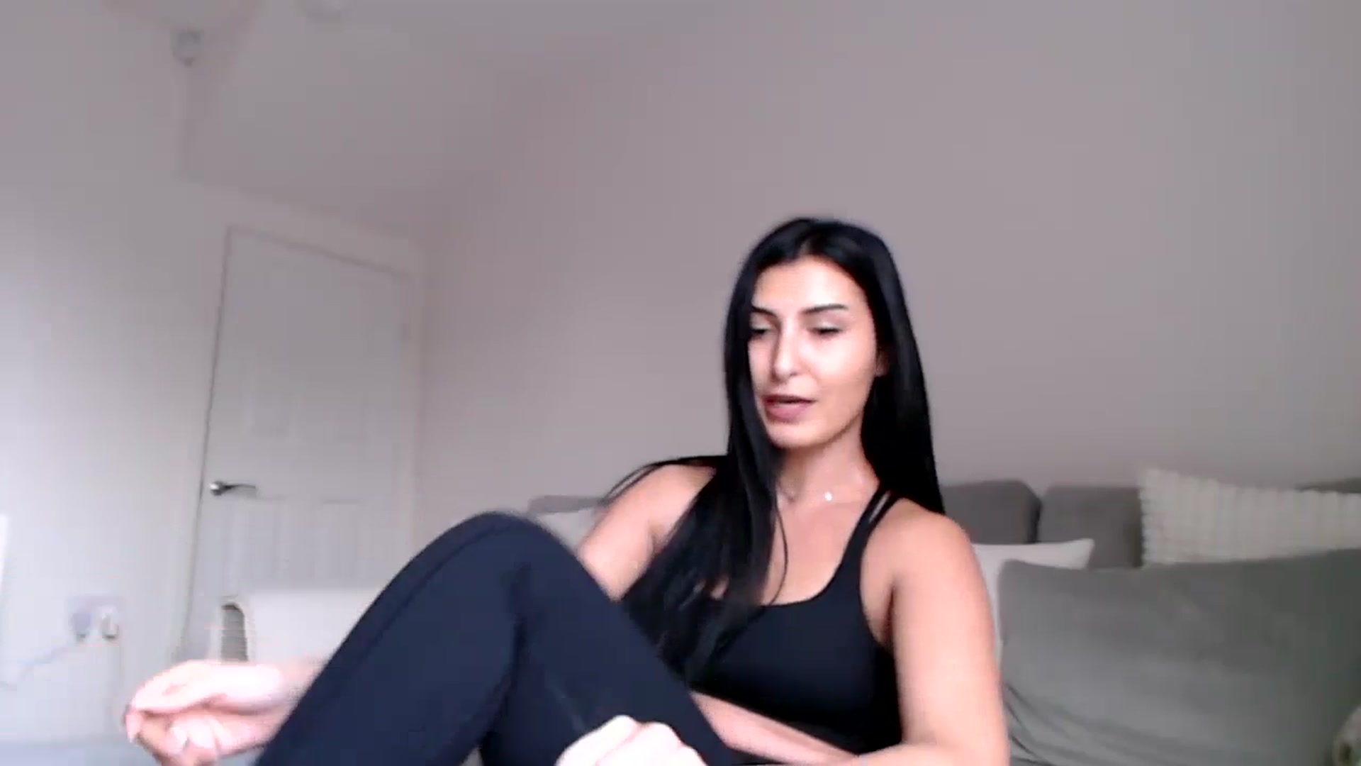 Gallery image thumbnail from LeaIson's myfreecams stream on, 01/16/2024, 15:01 image 5 of 20