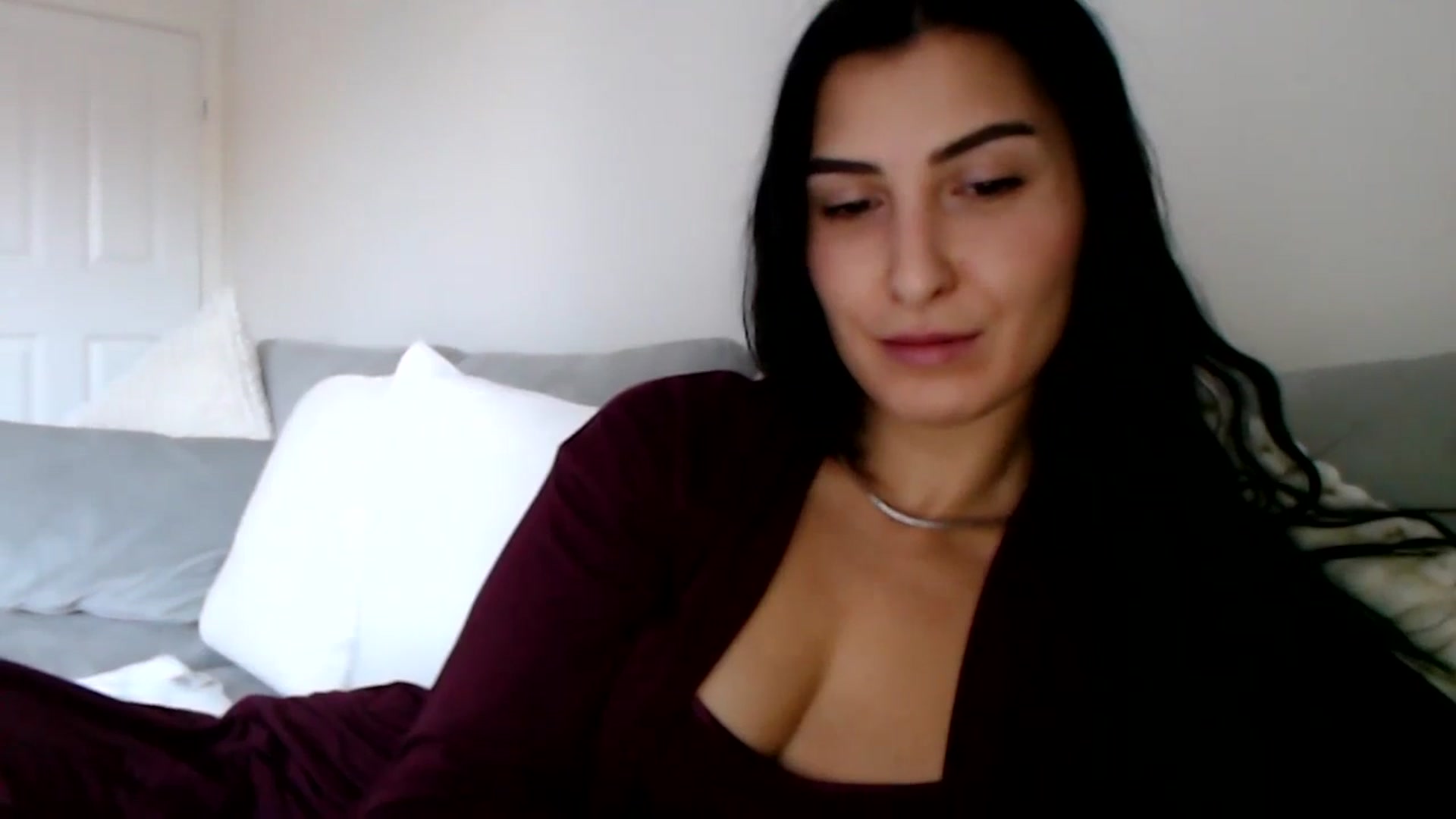 Gallery image thumbnail from LeaIson's myfreecams stream on, 01/26/2024, 09:15 image 3 of 20