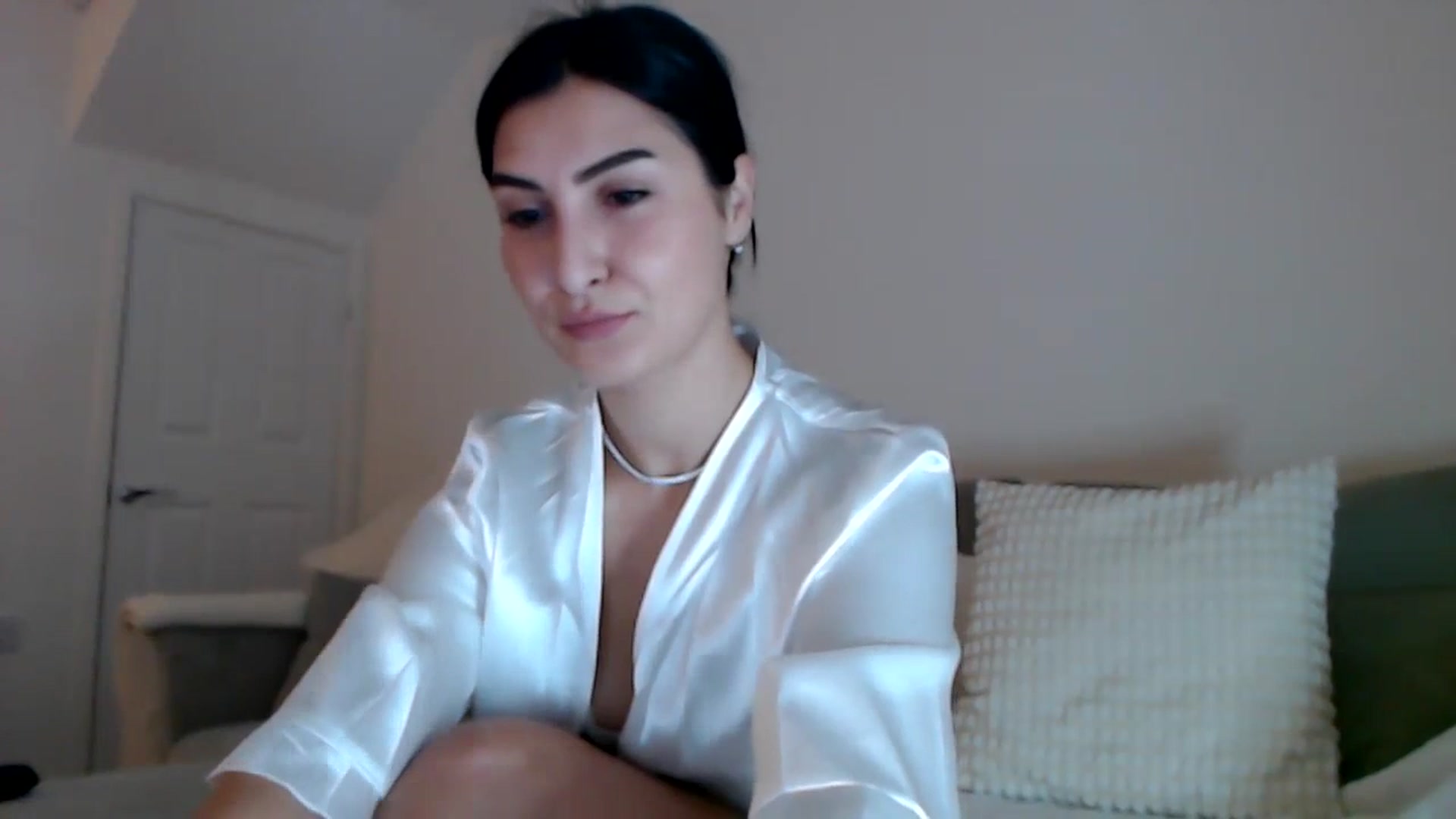 Gallery image thumbnail from LeaIson's myfreecams stream on, 01/29/2024, 10:05 image 4 of 20