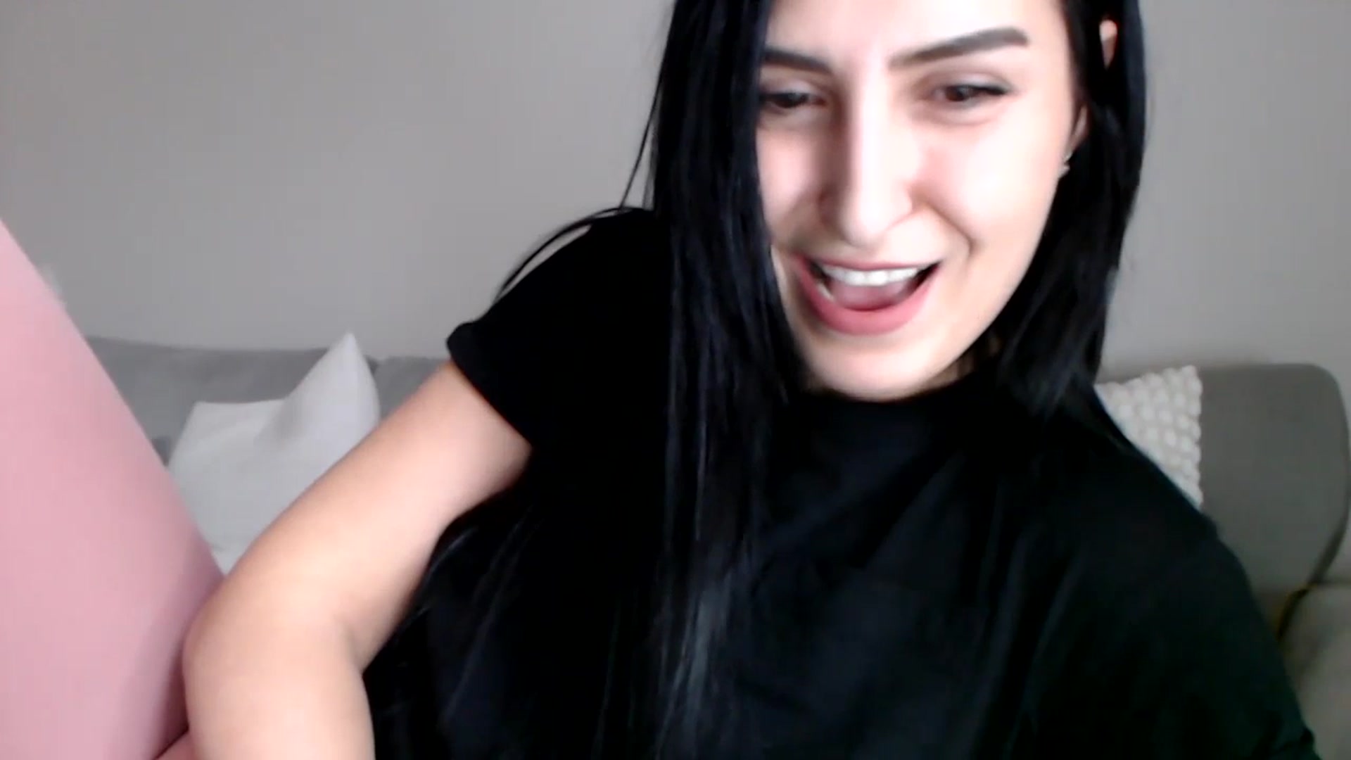 Gallery image thumbnail from LeaIson's myfreecams stream on, 01/29/2024, 13:07 image 18 of 20