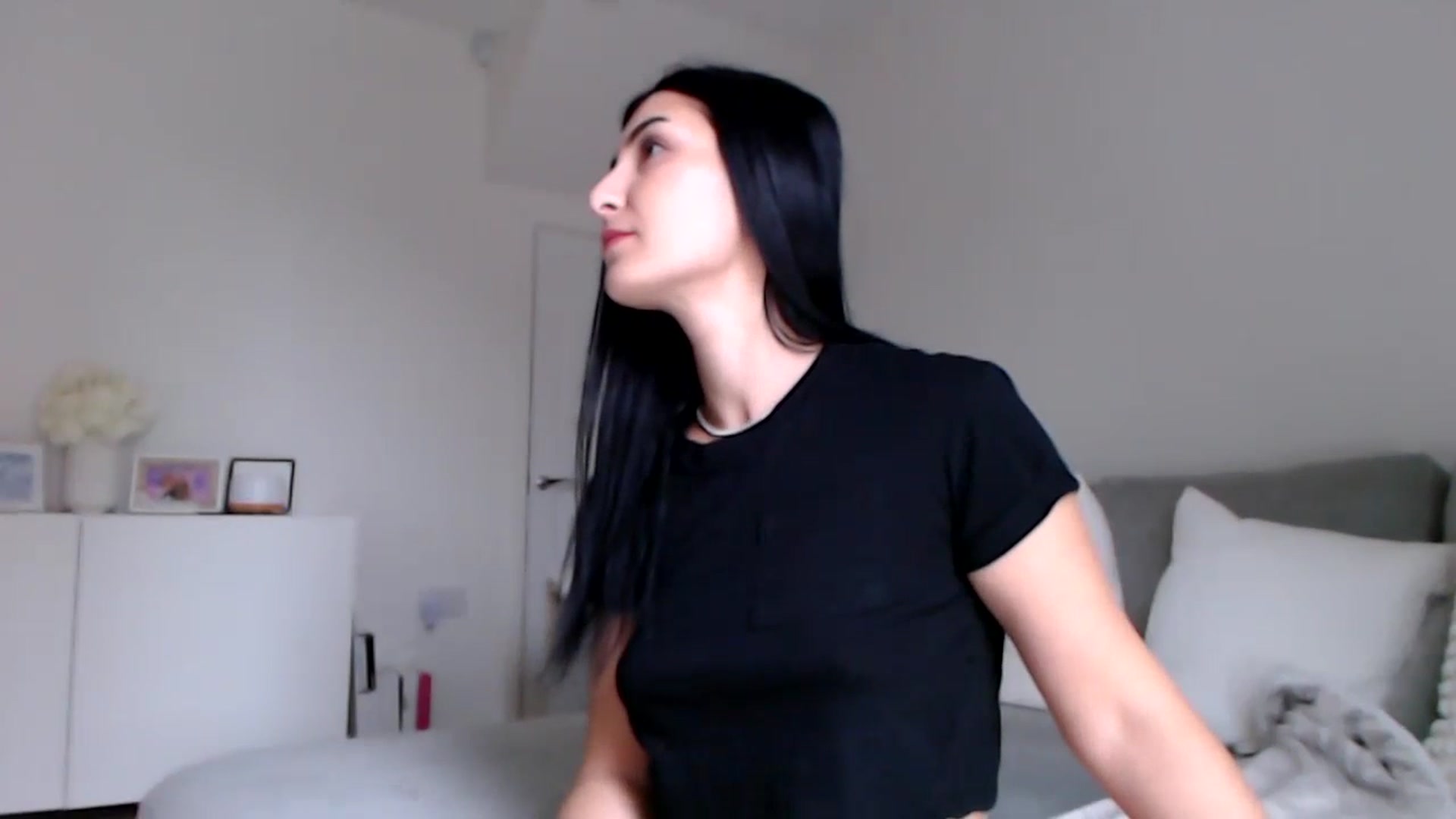 Gallery image thumbnail from LeaIson's myfreecams stream on, 01/29/2024, 13:07 image 5 of 20