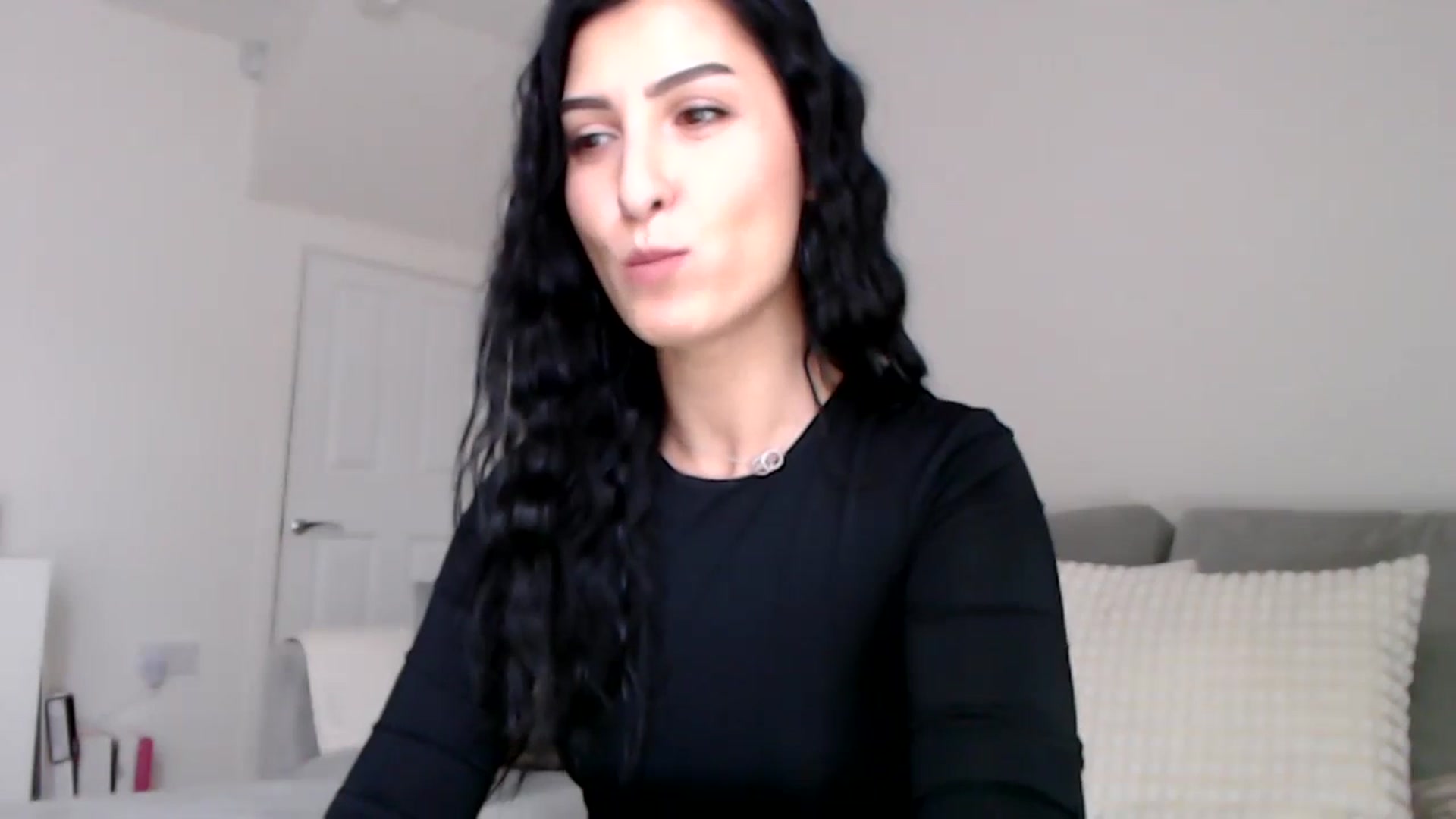 Gallery image thumbnail from LeaIson's myfreecams stream on, 01/30/2024, 11:31 image 16 of 20