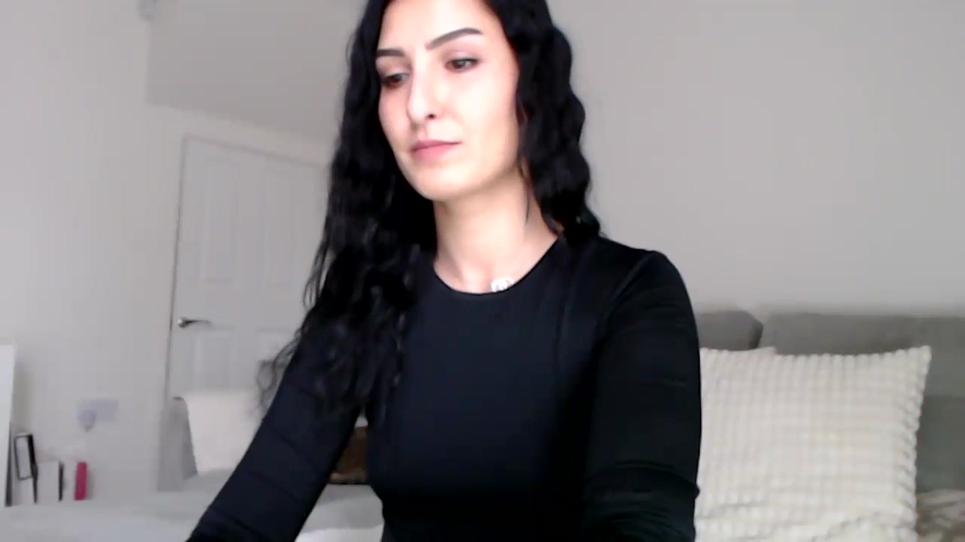 Gallery image thumbnail from LeaIson's myfreecams stream on, 01/30/2024, 11:31 image 5 of 20
