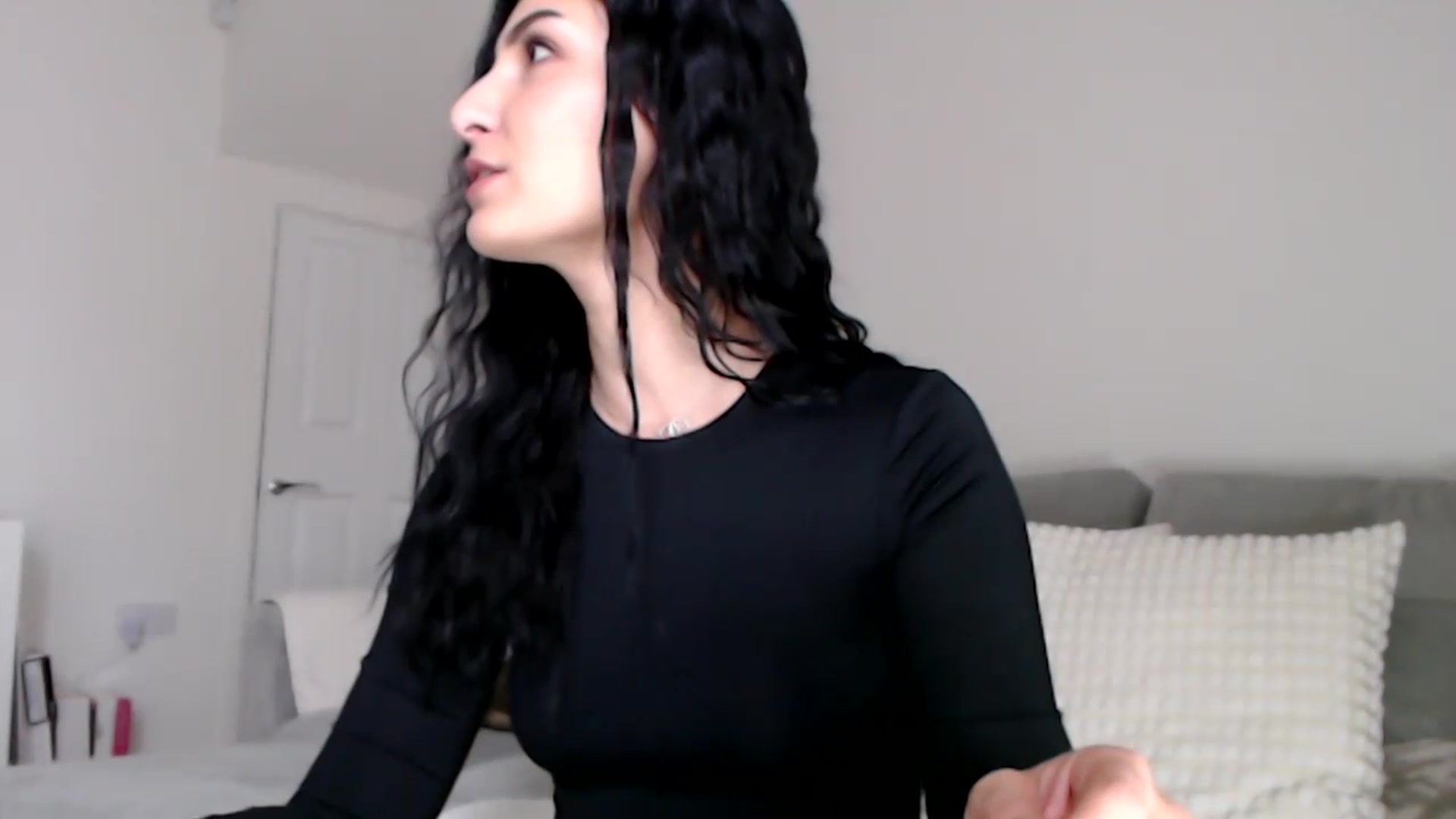 Gallery image thumbnail from LeaIson's myfreecams stream on, 01/30/2024, 11:31 image 1 of 20