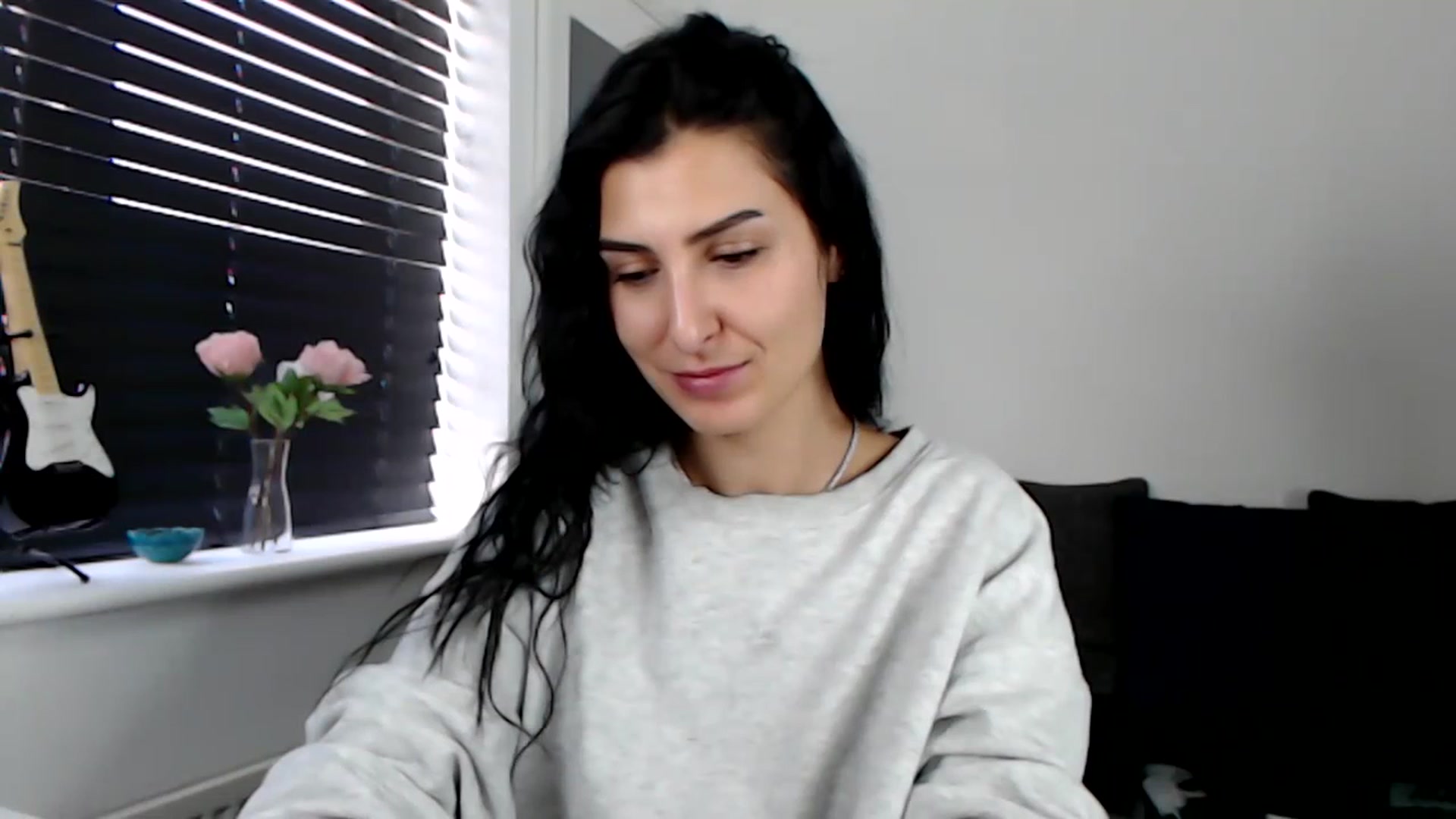 Gallery image thumbnail from LeaIson's myfreecams stream on, 02/01/2024, 08:42 image 4 of 20