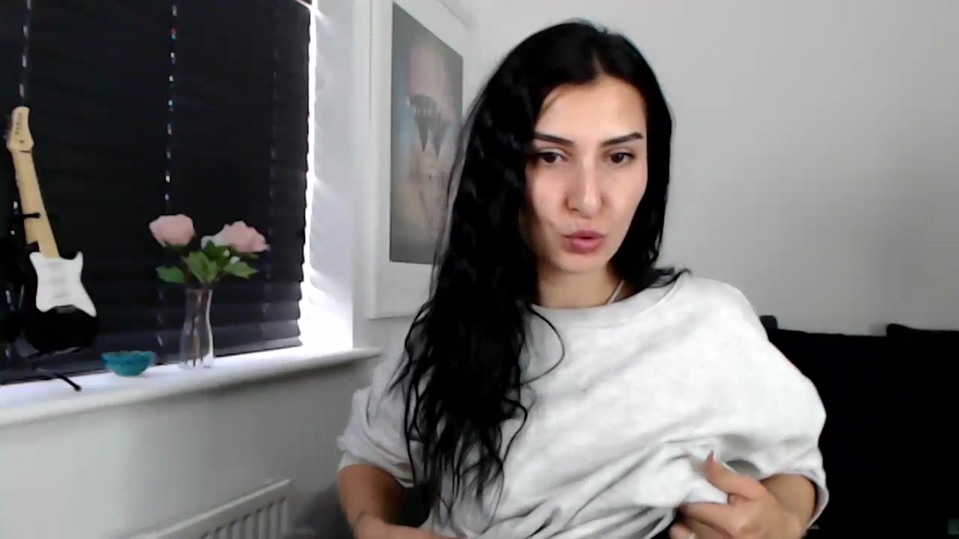 Gallery image thumbnail from LeaIson's myfreecams stream on, 02/01/2024, 08:42 image 11 of 20