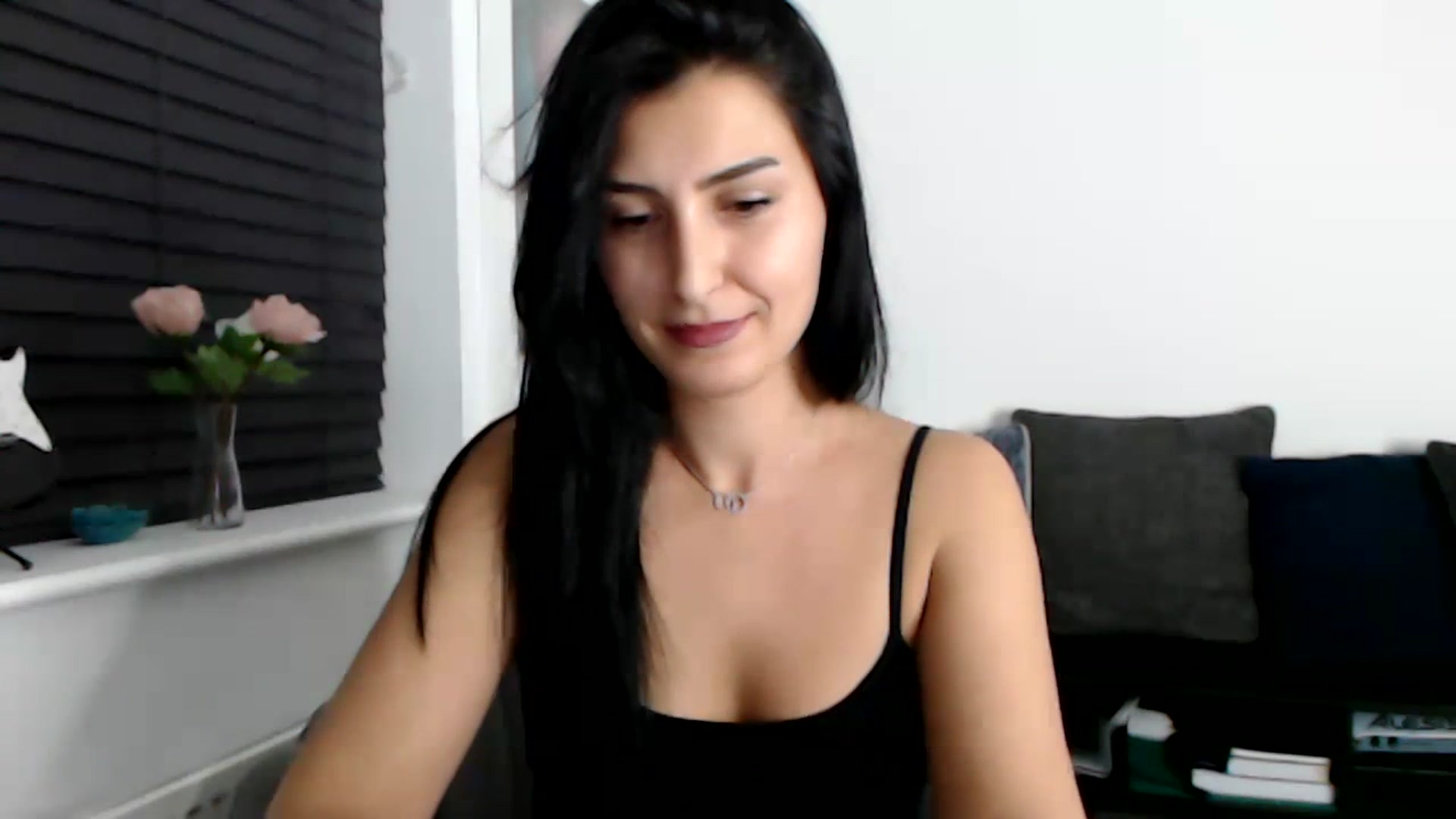 Gallery image thumbnail from LeaIson's myfreecams stream on, 02/03/2024, 18:00 image 9 of 20
