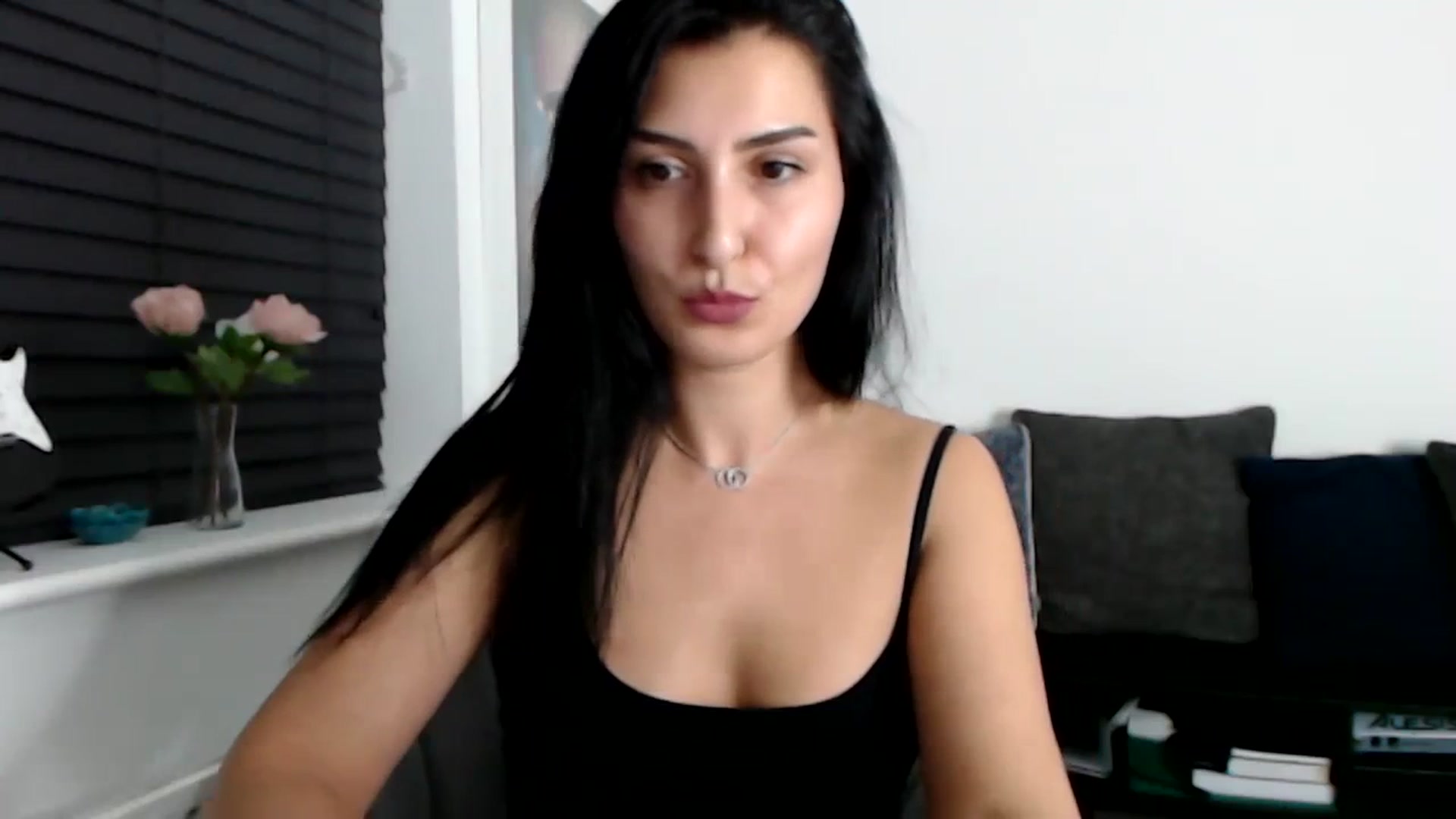 Gallery image thumbnail from LeaIson's myfreecams stream on, 02/03/2024, 18:00 image 19 of 20