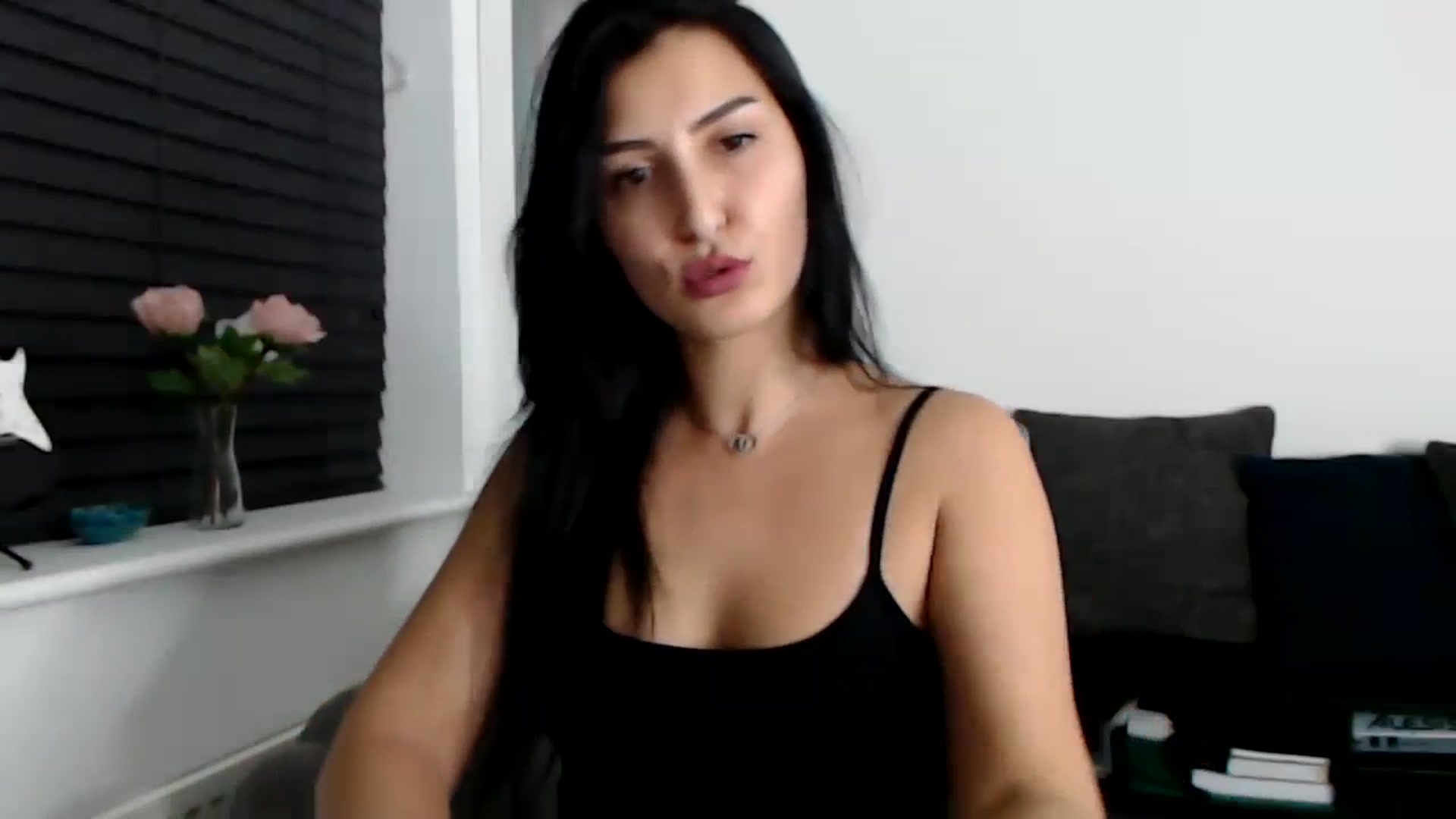 Gallery image thumbnail from LeaIson's myfreecams stream on, 02/03/2024, 18:00 image 3 of 20