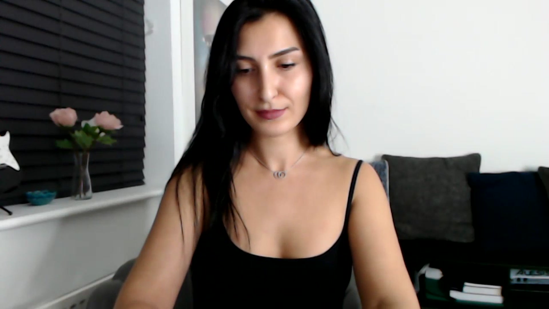 Gallery image thumbnail from LeaIson's myfreecams stream on, 02/03/2024, 18:00 image 18 of 20