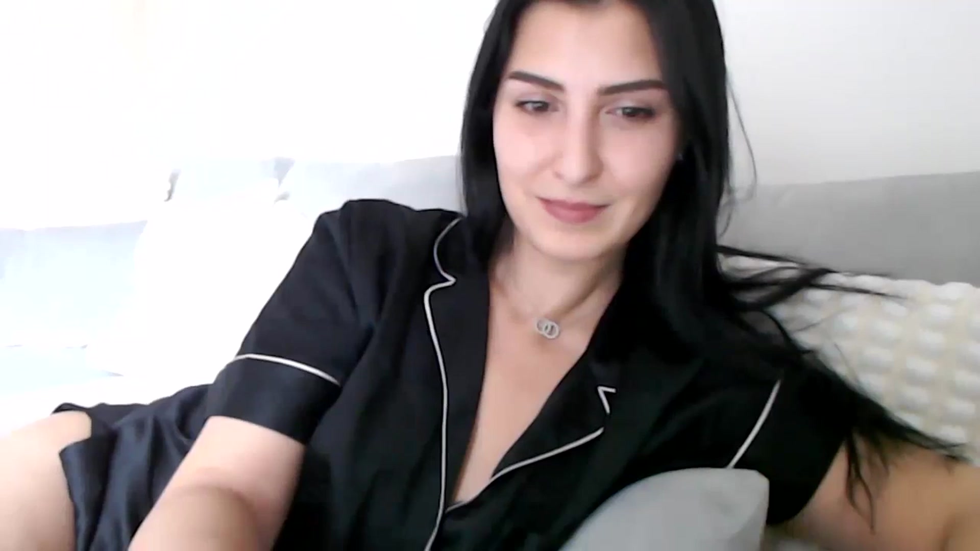 Gallery image thumbnail from LeaIson's myfreecams stream on, 02/07/2024, 11:24 image 18 of 20