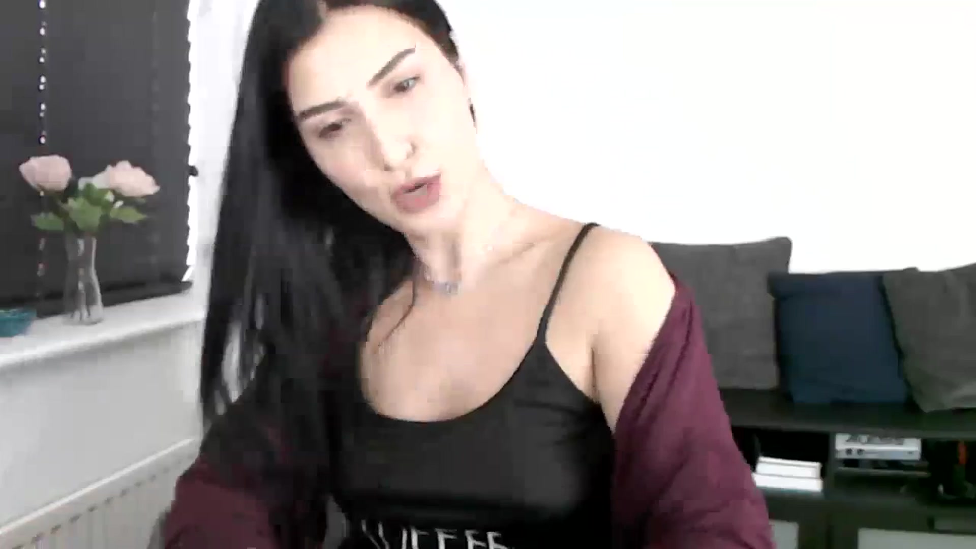Gallery image thumbnail from LeaIson's myfreecams stream on, 02/08/2024, 10:01 image 13 of 20