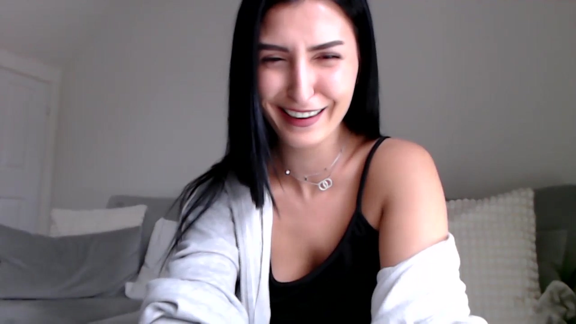 Gallery image thumbnail from LeaIson's myfreecams stream on, 02/08/2024, 10:49 image 10 of 20