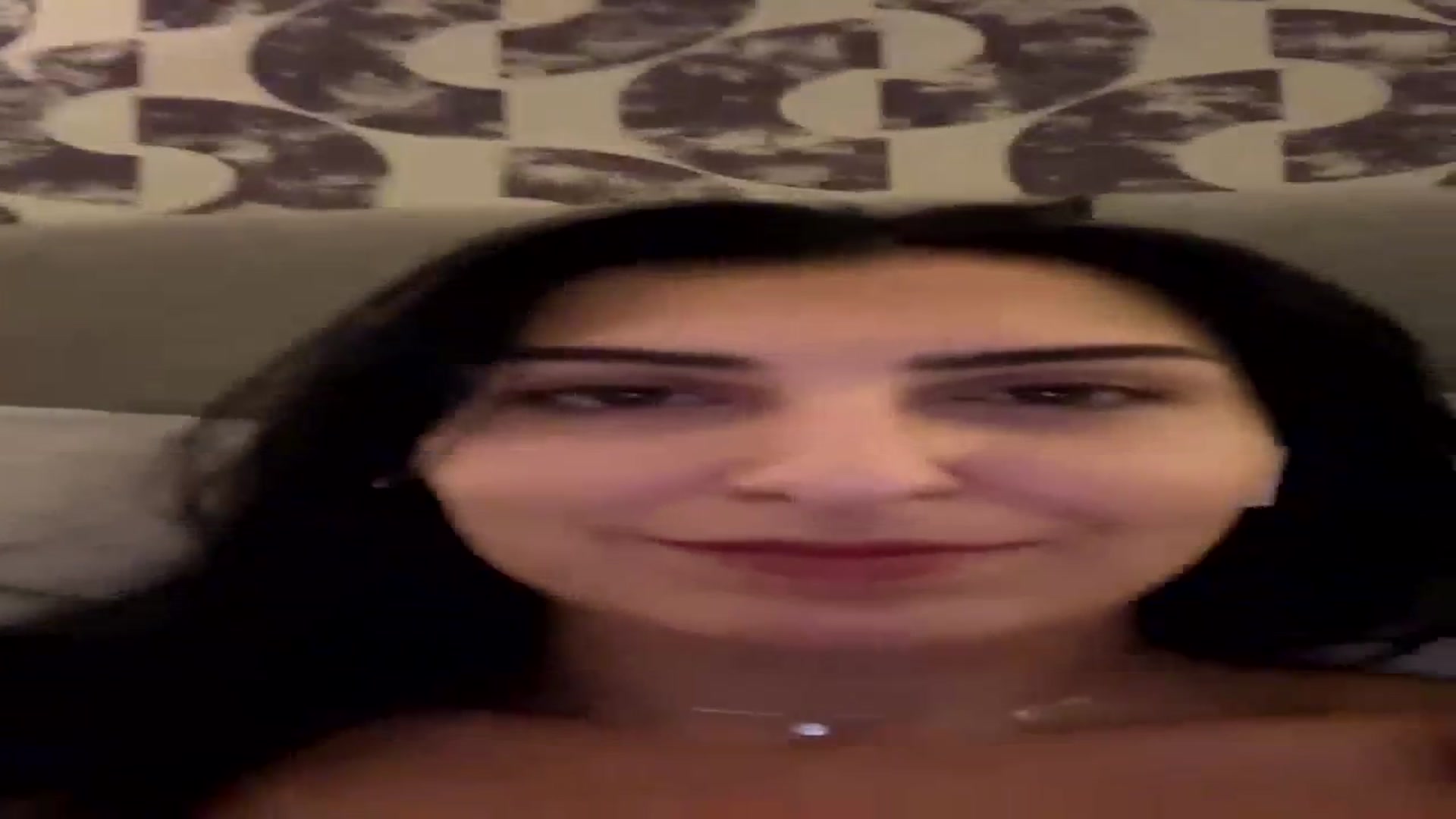 Gallery image thumbnail from LeaIson's myfreecams stream on, 02/14/2024, 08:12 image 10 of 20