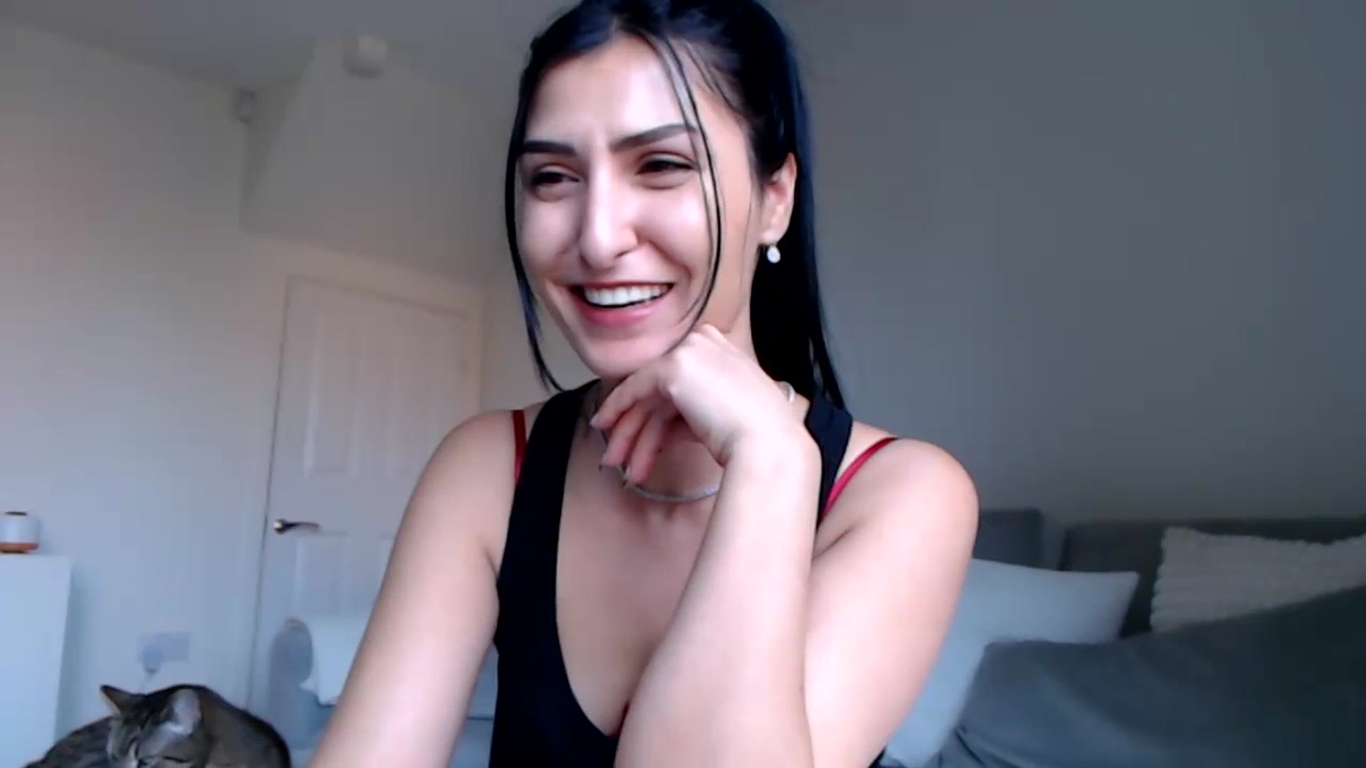 Gallery image thumbnail from LeaIson's myfreecams stream on, 02/20/2024, 12:25 image 4 of 20