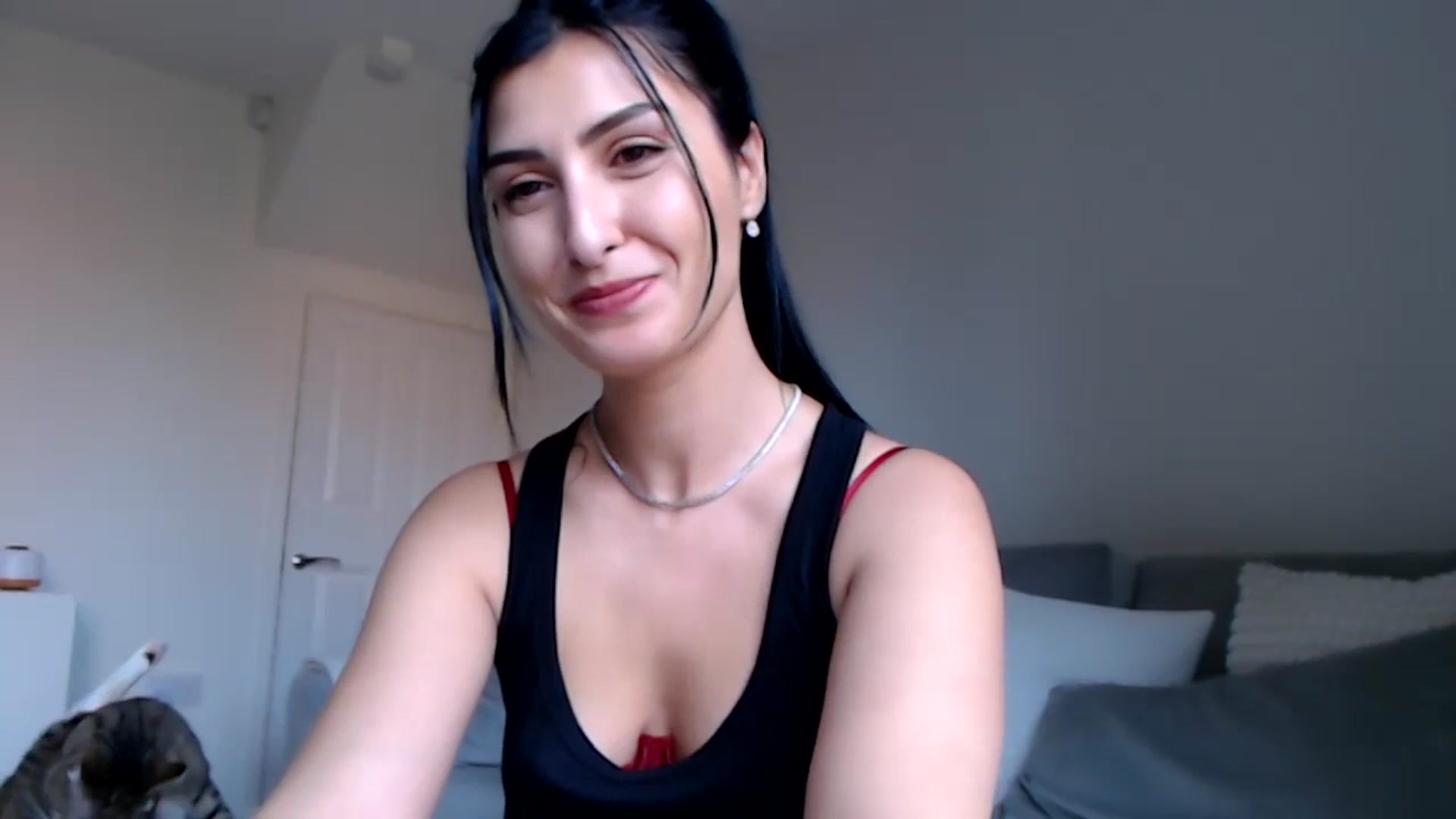Gallery image thumbnail from LeaIson's myfreecams stream on, 02/20/2024, 12:25 image 2 of 20