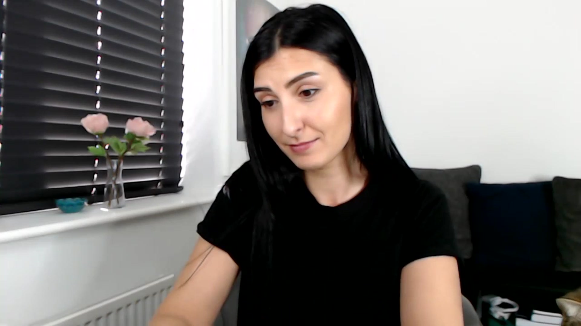 Gallery image thumbnail from LeaIson's myfreecams stream on, 02/20/2024, 14:41 image 12 of 20