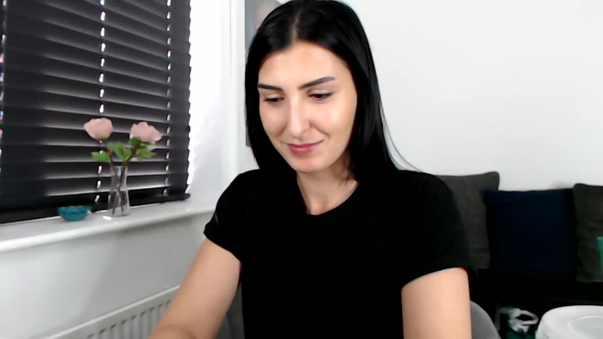 Gallery image thumbnail from LeaIson's myfreecams stream on, 02/20/2024, 14:41 image 14 of 20
