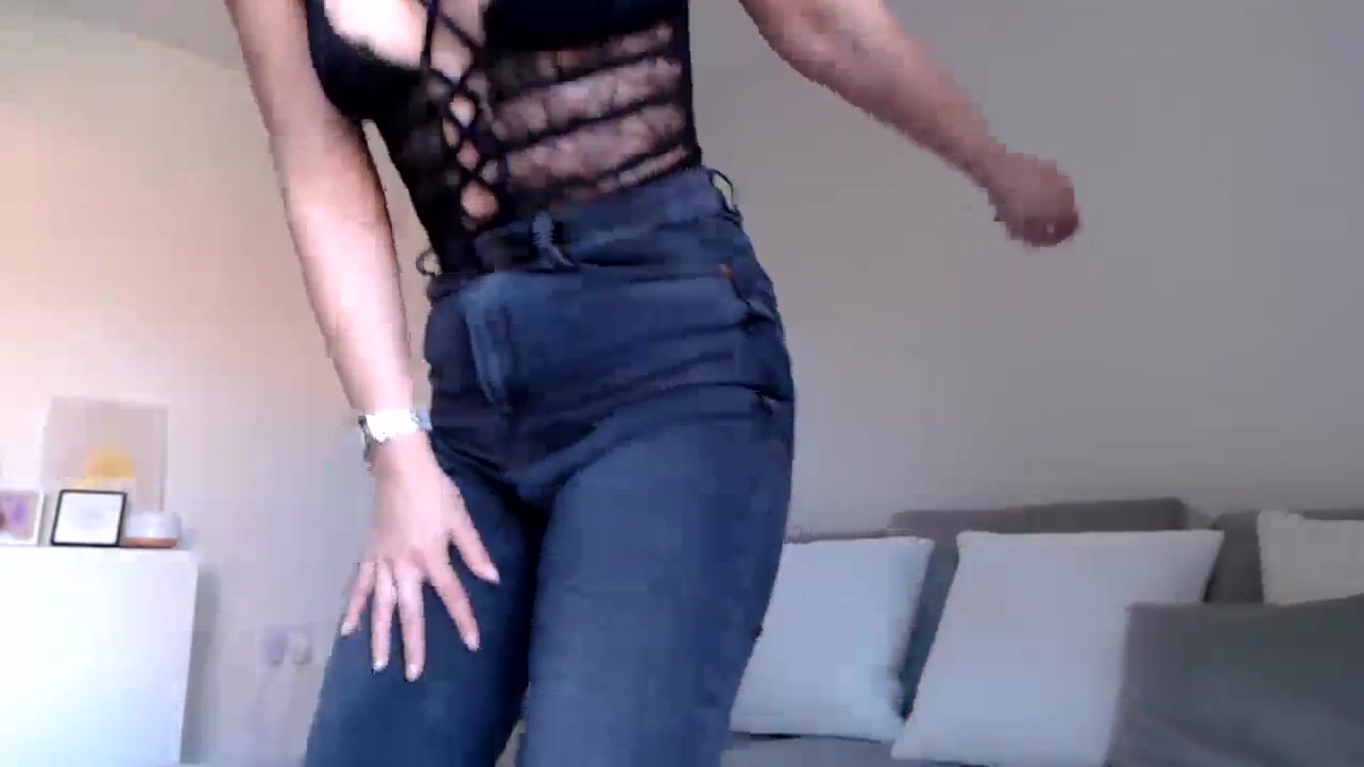 Gallery image thumbnail from LeaIson's myfreecams stream on, 02/23/2024, 11:21 image 17 of 20