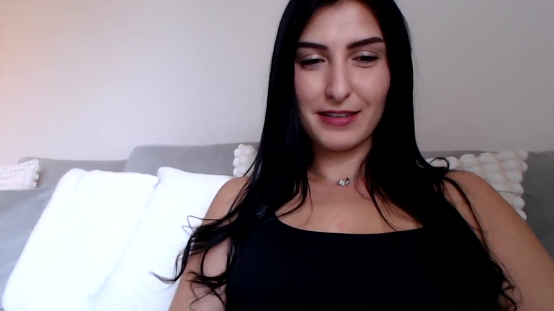 Gallery image thumbnail from LeaIson's myfreecams stream on, 02/23/2024, 12:35 image 4 of 20