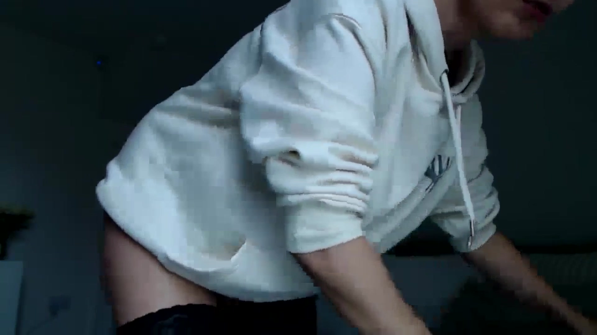 Gallery image thumbnail from LeaIson's myfreecams stream on, 02/26/2024, 11:03 image 4 of 20