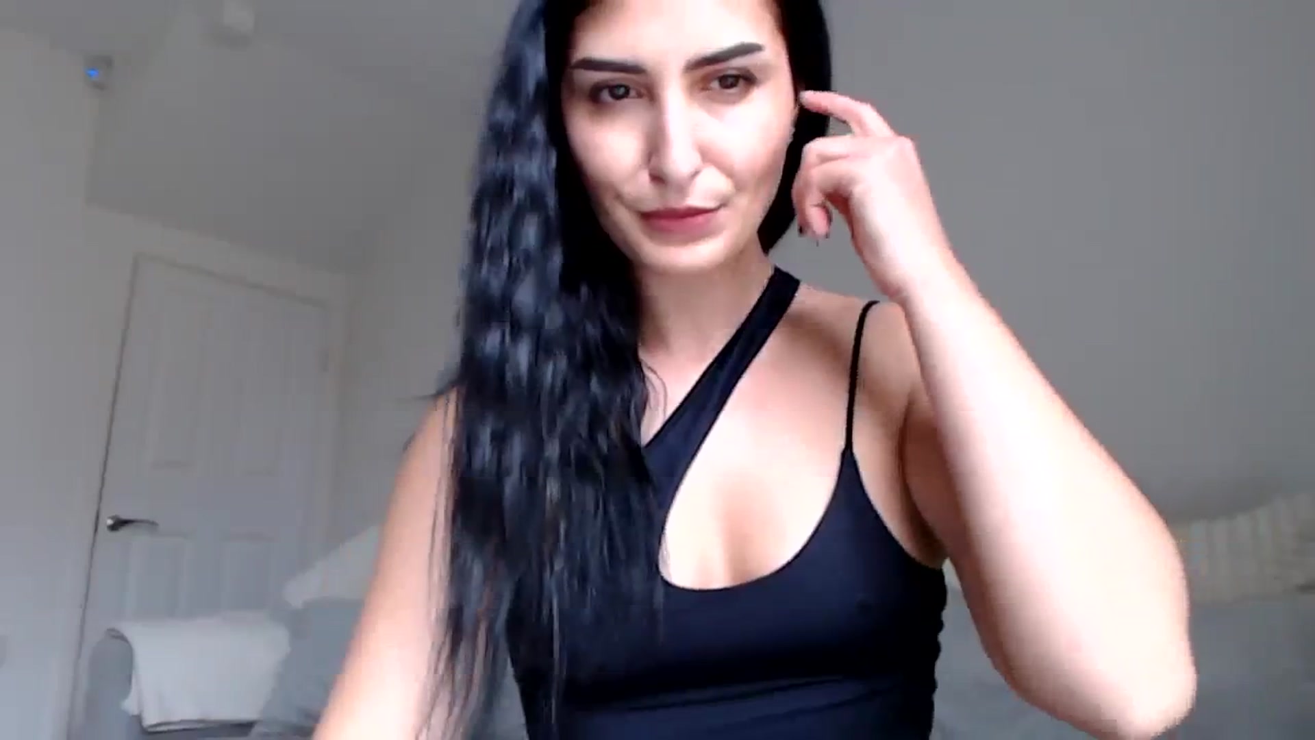 Gallery image thumbnail from LeaIson's myfreecams stream on, 02/26/2024, 12:25 image 3 of 20