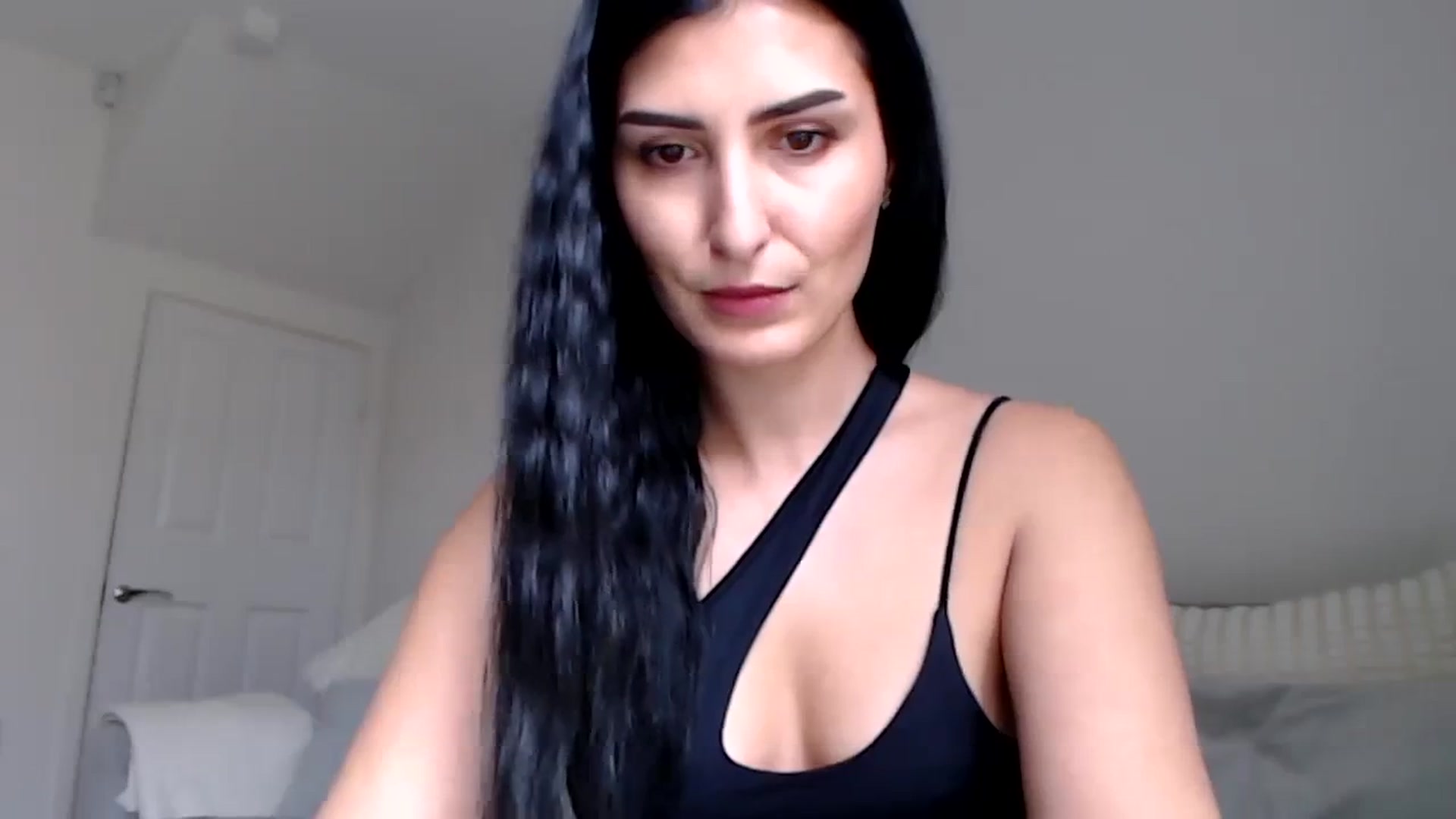 Gallery image thumbnail from LeaIson's myfreecams stream on, 02/26/2024, 12:25 image 4 of 20